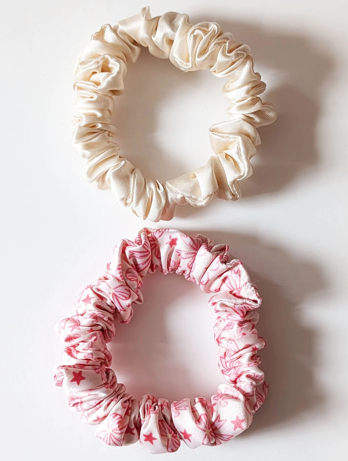 bow-scrunchie-set-kirandeep-bassan-shop.jpg