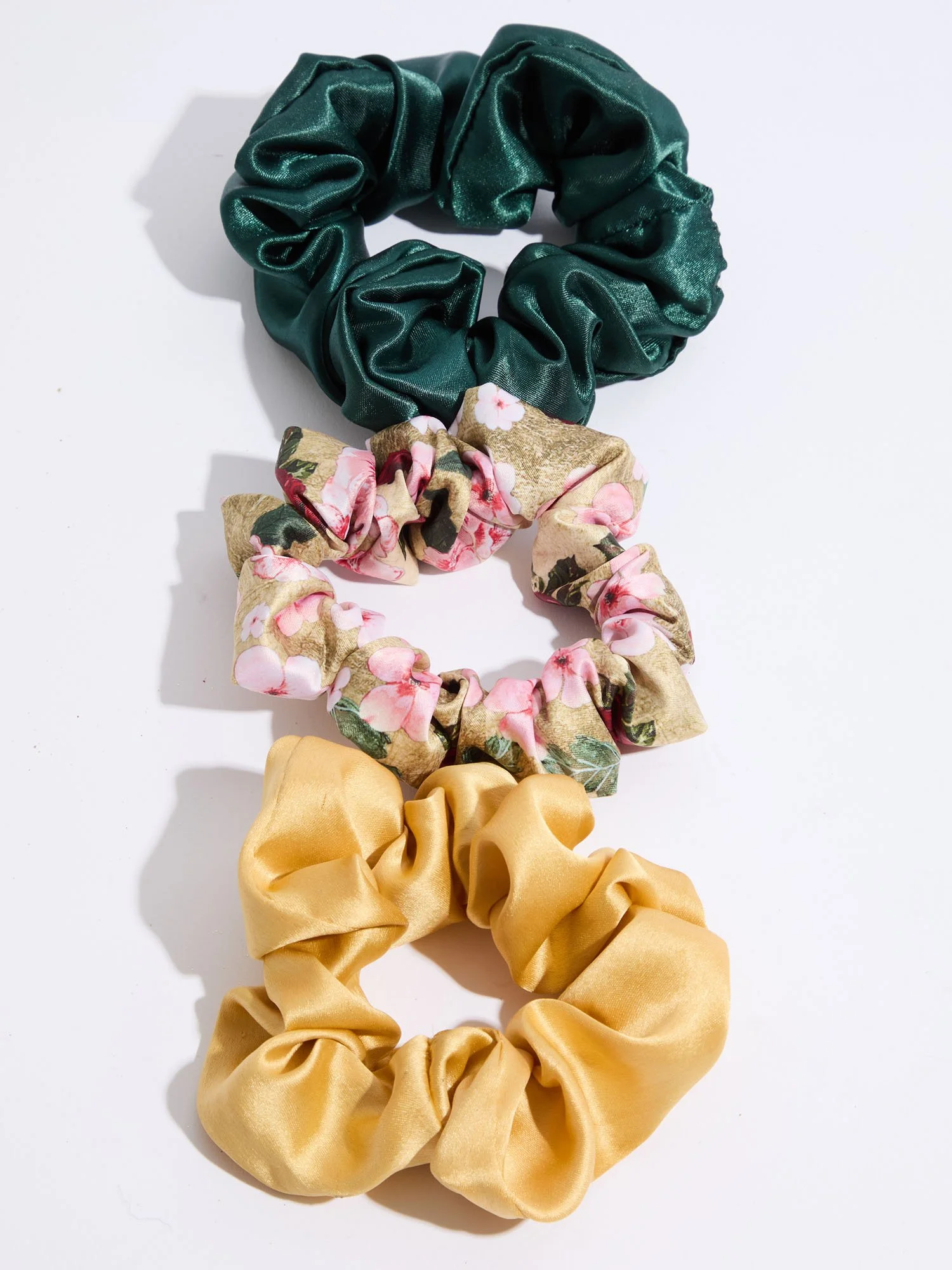 rose-sset-christmas-shop-kirandeep-bassan copy.jpg