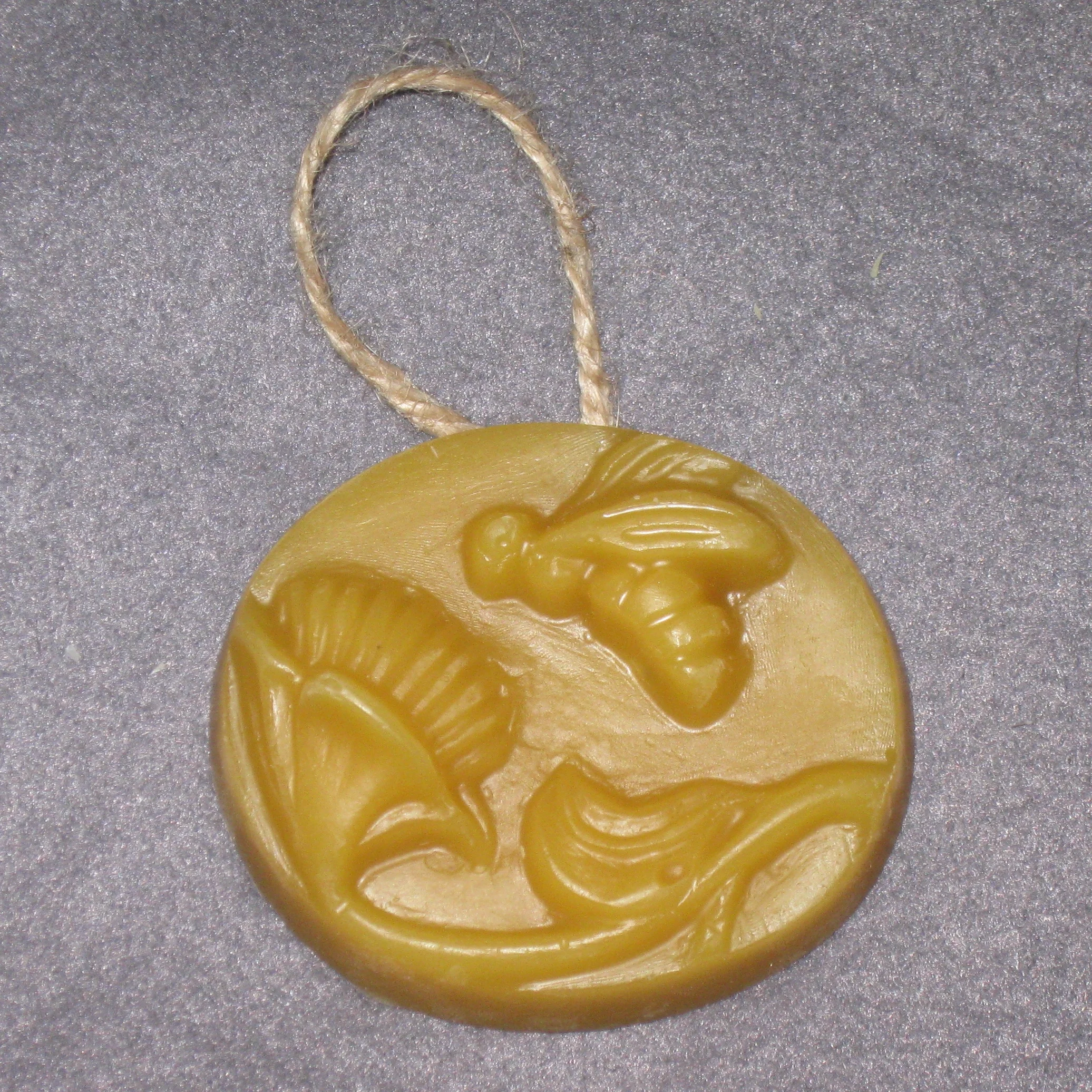 beeswax.ornament.bee-on-flower.jpg