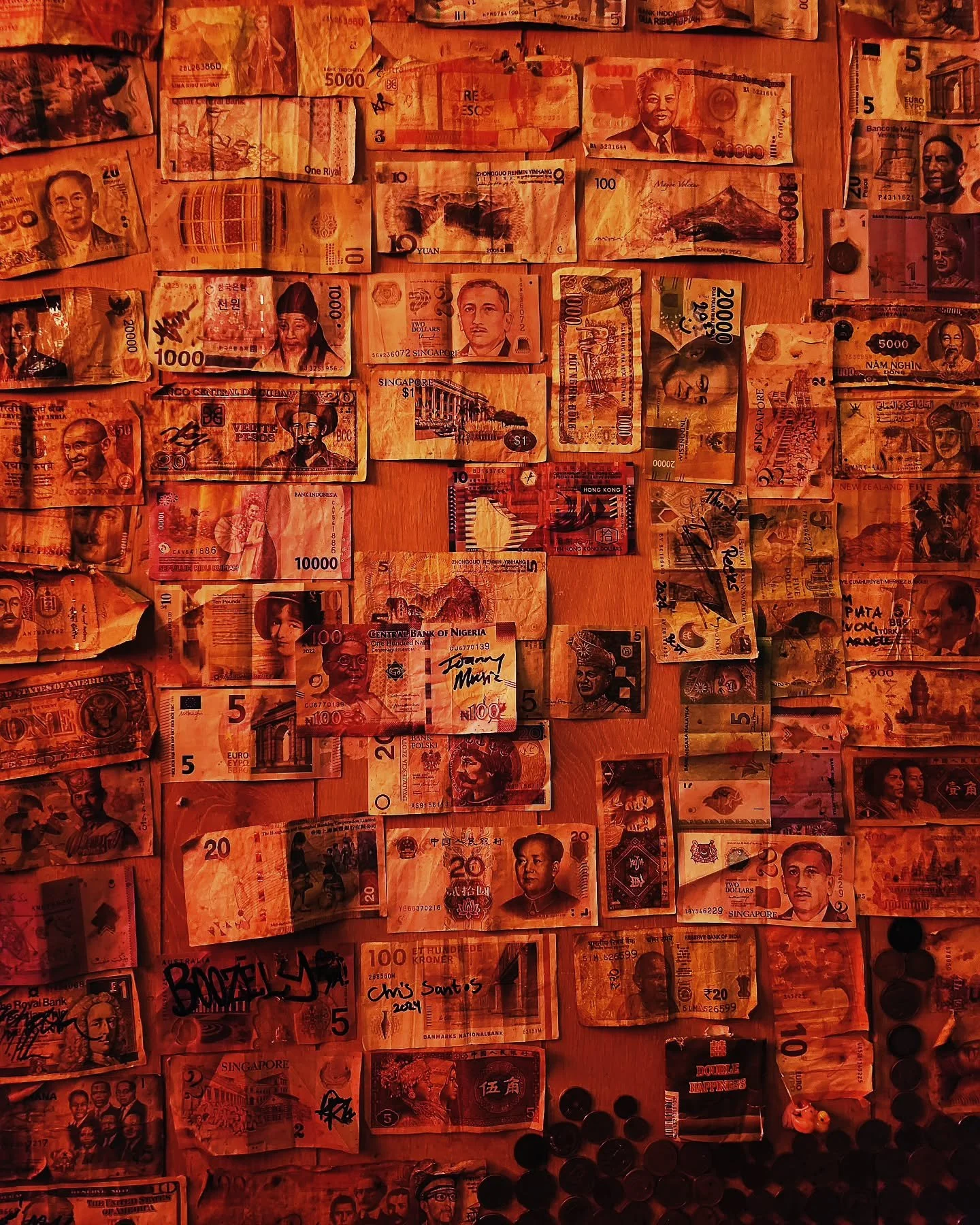 Of all the things our little bar has seen over the years, there's nothing quite like a visit from our guests all over the world. 

Come get some culture right in the heart of Melbourne's CBD with our finest Asian-inspired cocktails and speciality spi