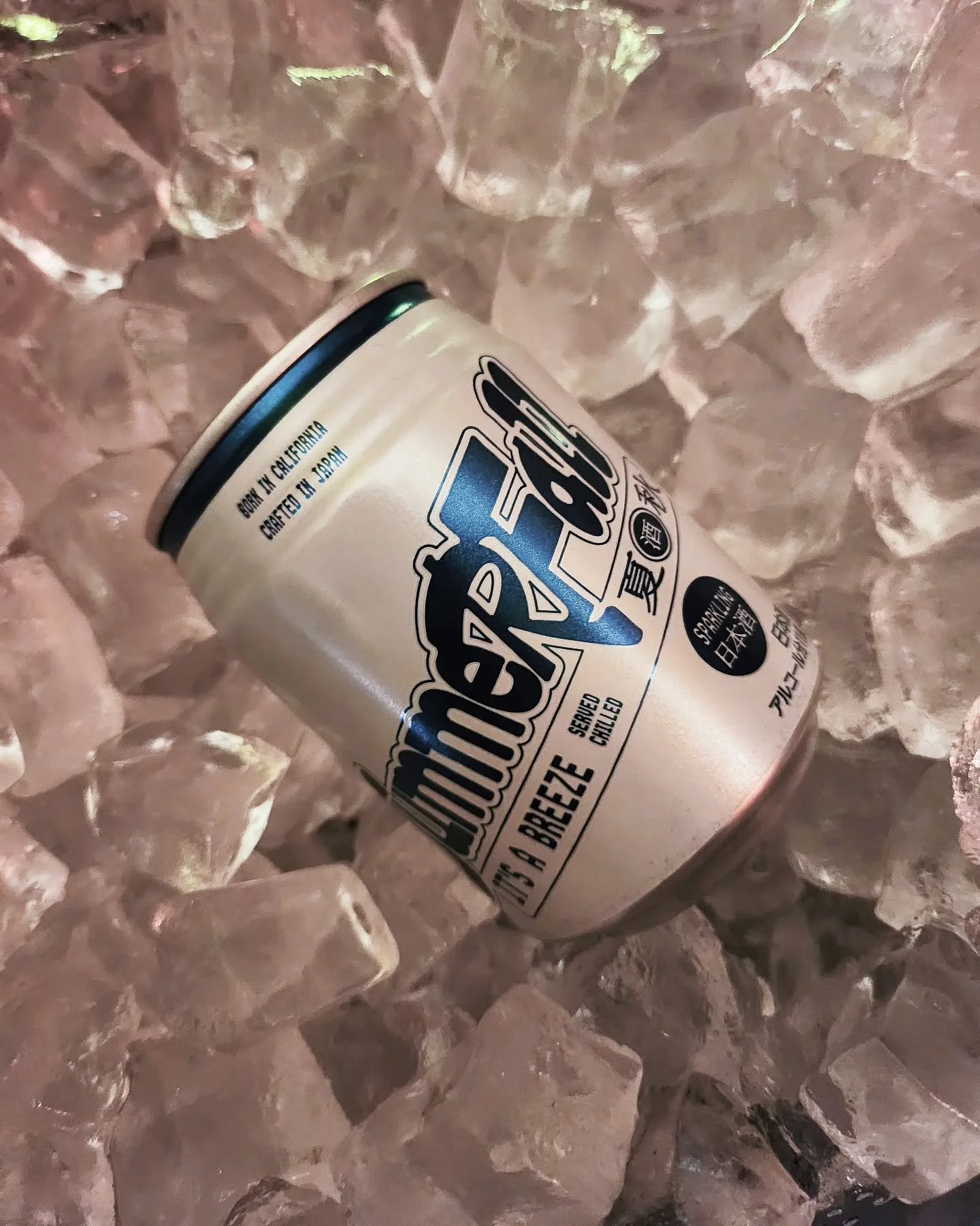 Breeze through the cold season with our premium sparkling sake (or as we fondly refer to it as, &quot;spark&eacute;&quot;). Transport yourself to sunnyside California with our new Summer Fall bubbly, served chilled or over ice.
.
.
.
.
.
#sake #bubbl