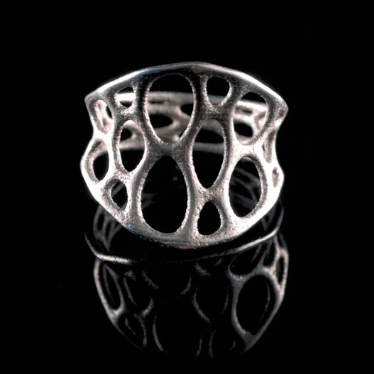 1-layer_center_ring_steel_blackBG_large.jpg