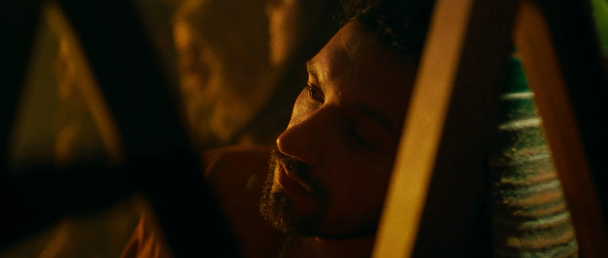  Let The Light In | Lew Apollo 