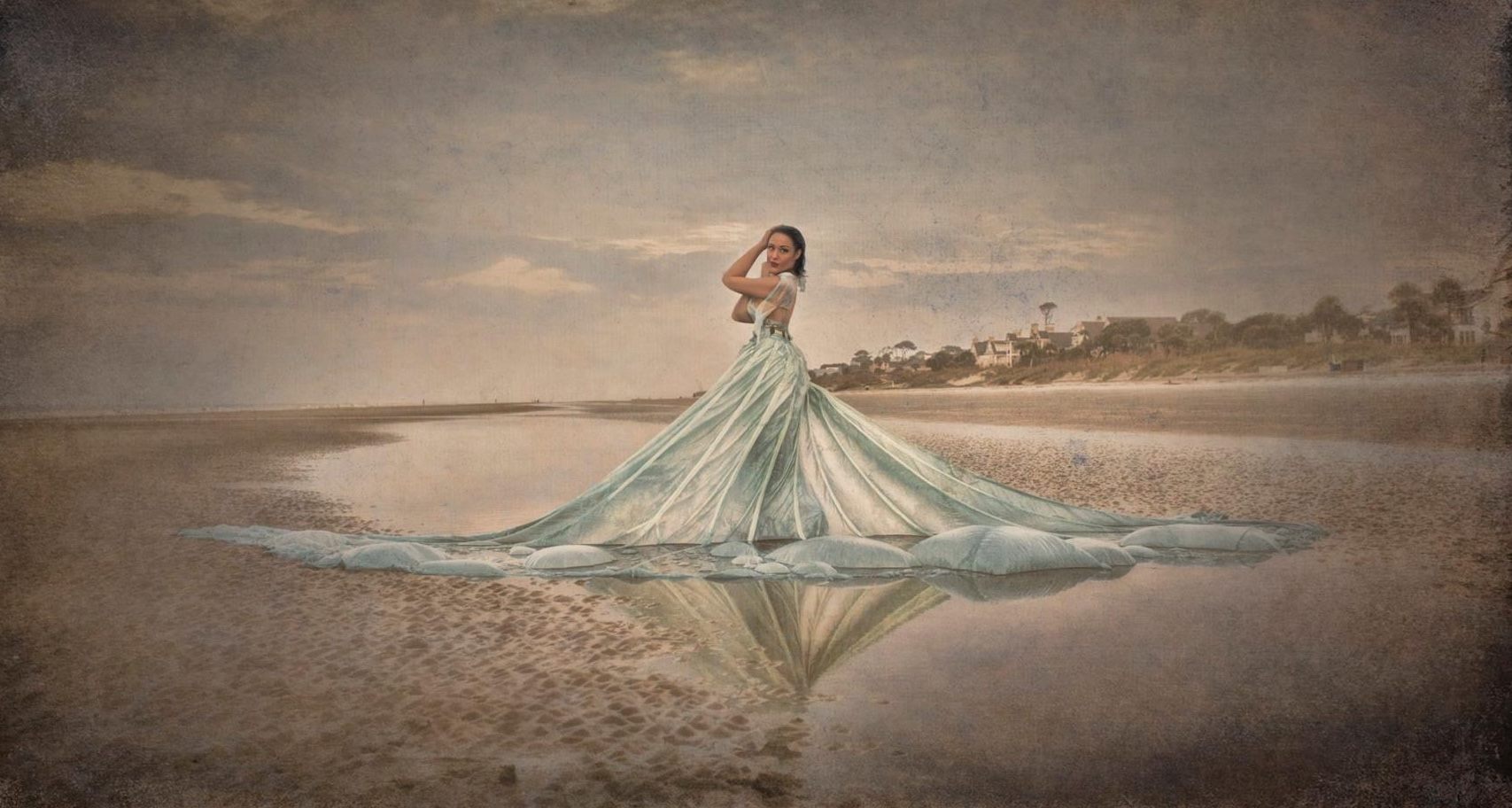Model: Erin Leigh Pribyl Photo: Tina Botzenhardt