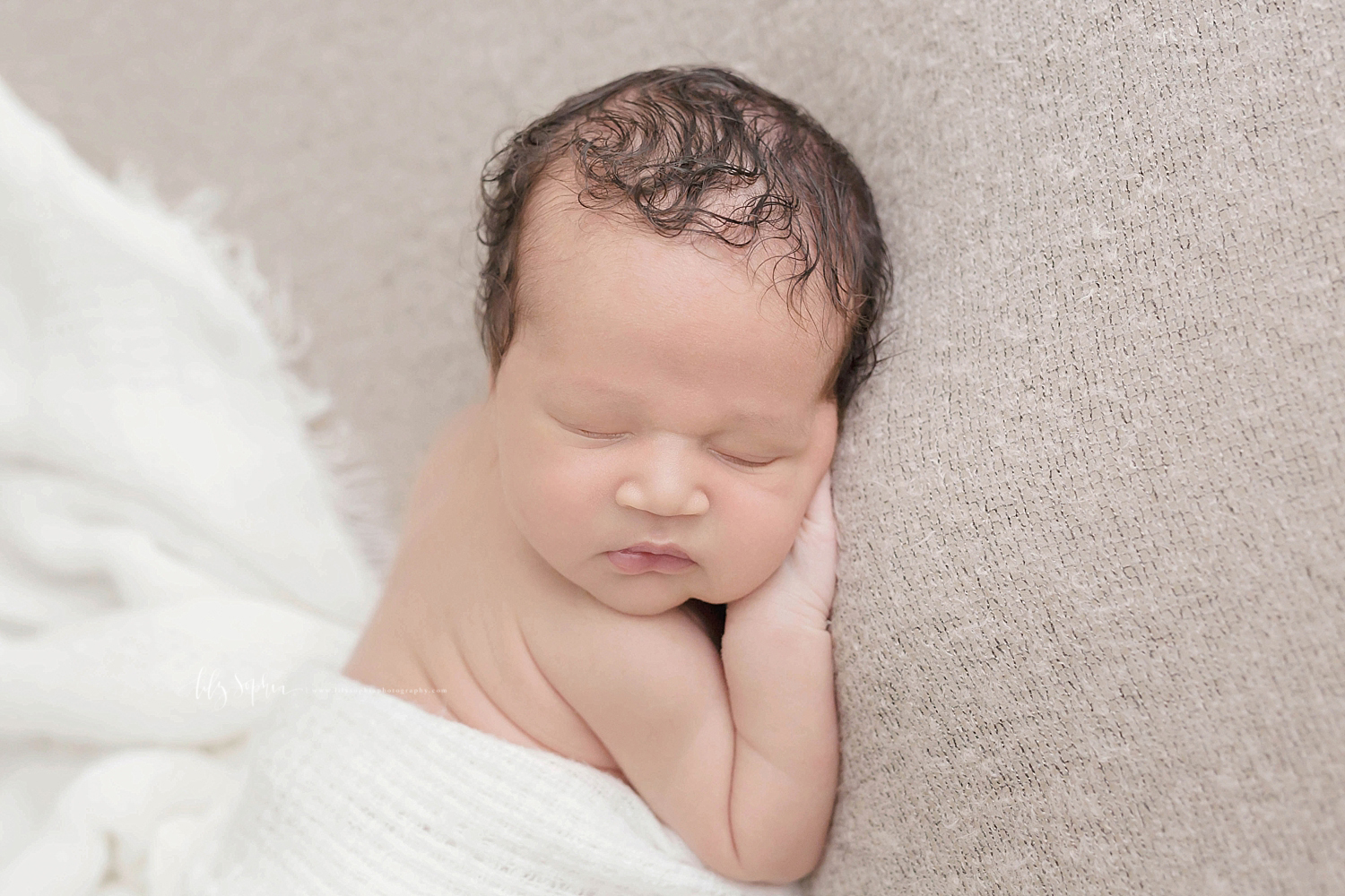 atlanta-georgia-natural-light-newborn-baby-piedmont-hospital-session-lifestyle_0604.jpg