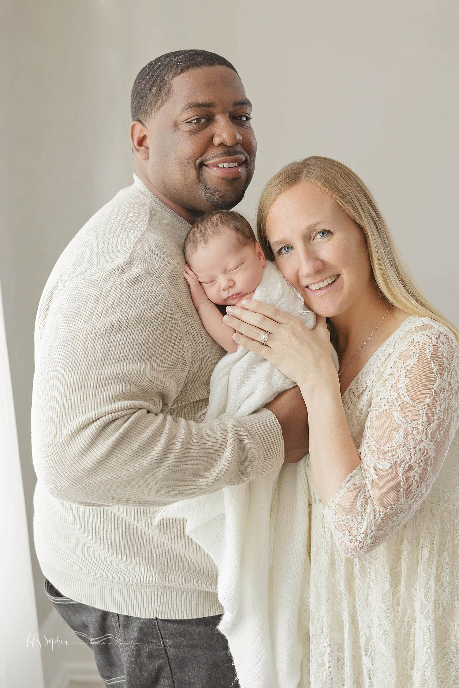 atlanta-georgia-natural-light-studio-grant-park-expecting-pregnancy-baby-boy-newborn-photography_1000.jpg