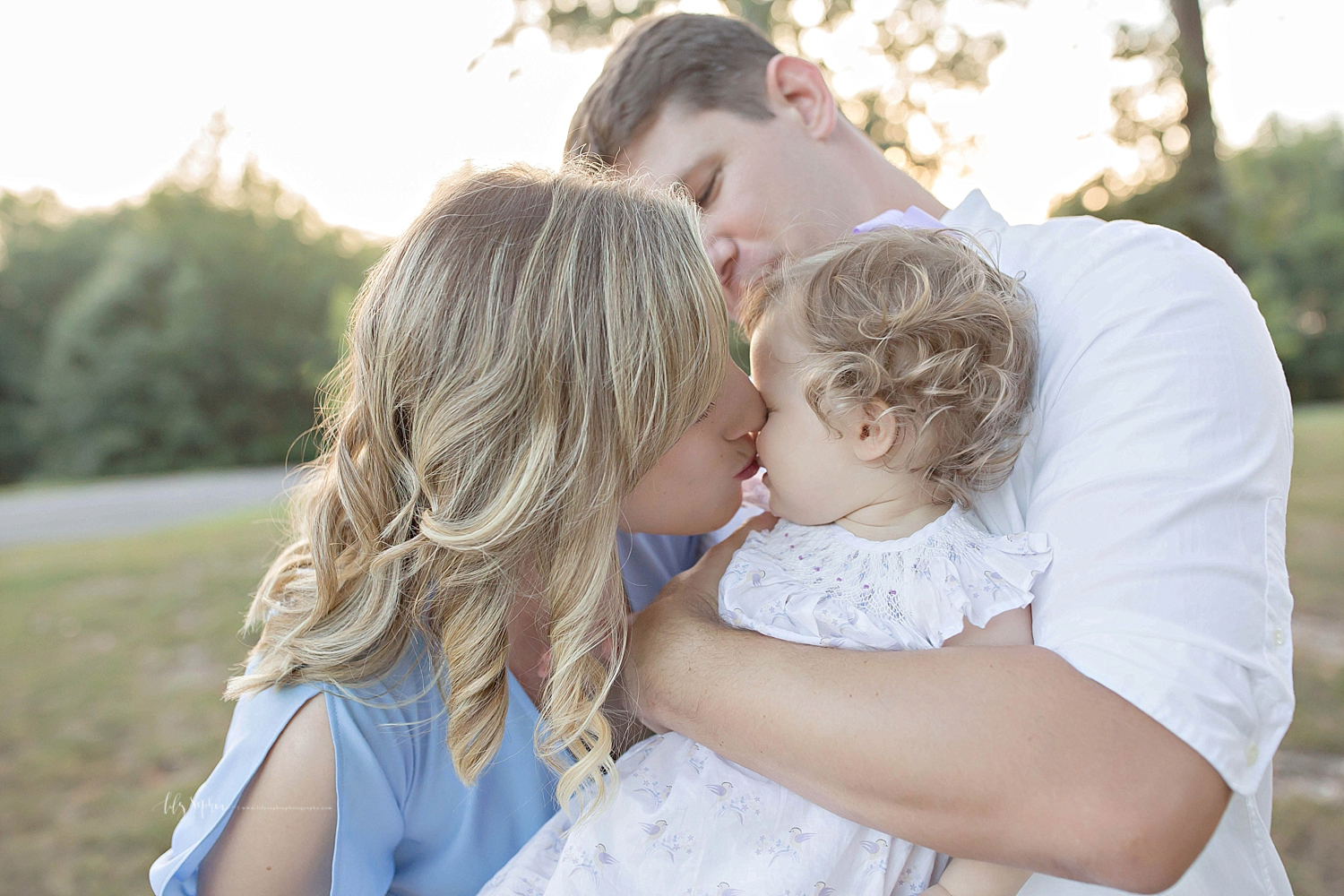 atlanta-georgia-natural-light-studio-grant-park-newborn-family-intimate-lace-indian-photographer-baby-girl_1209.jpg