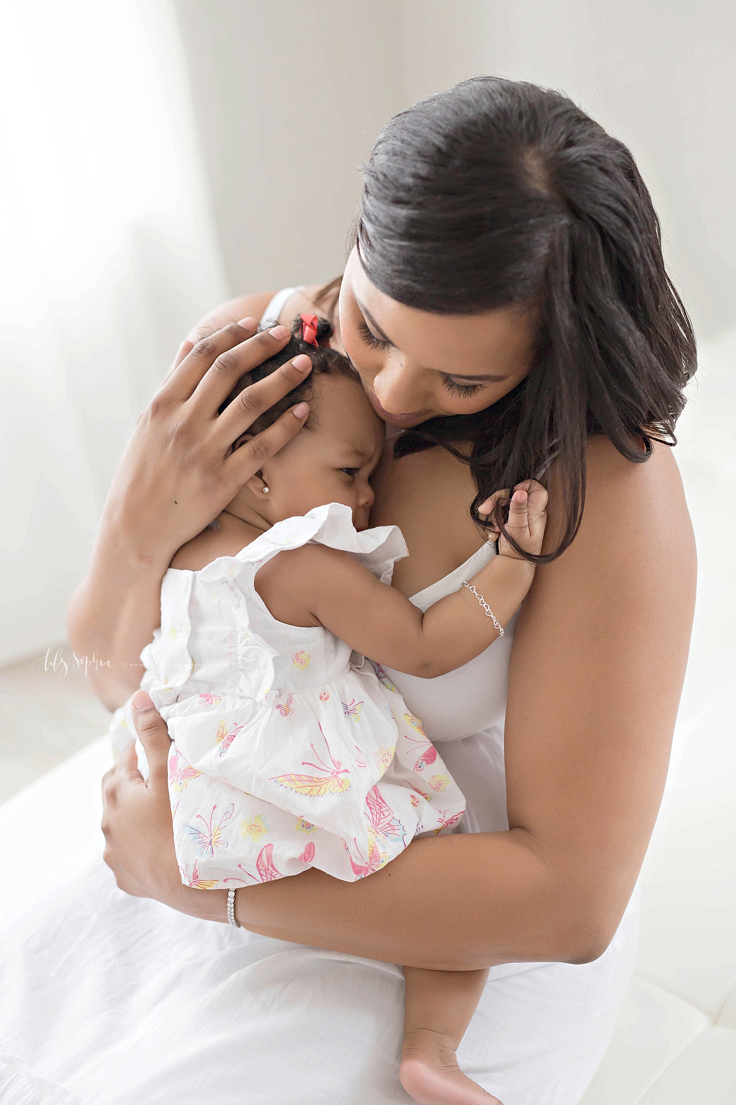 atlanta-georgia-natural-light-studio-grant-park-newborn-family-intimate-lace-indian-photographer-baby-girl_1189.jpg