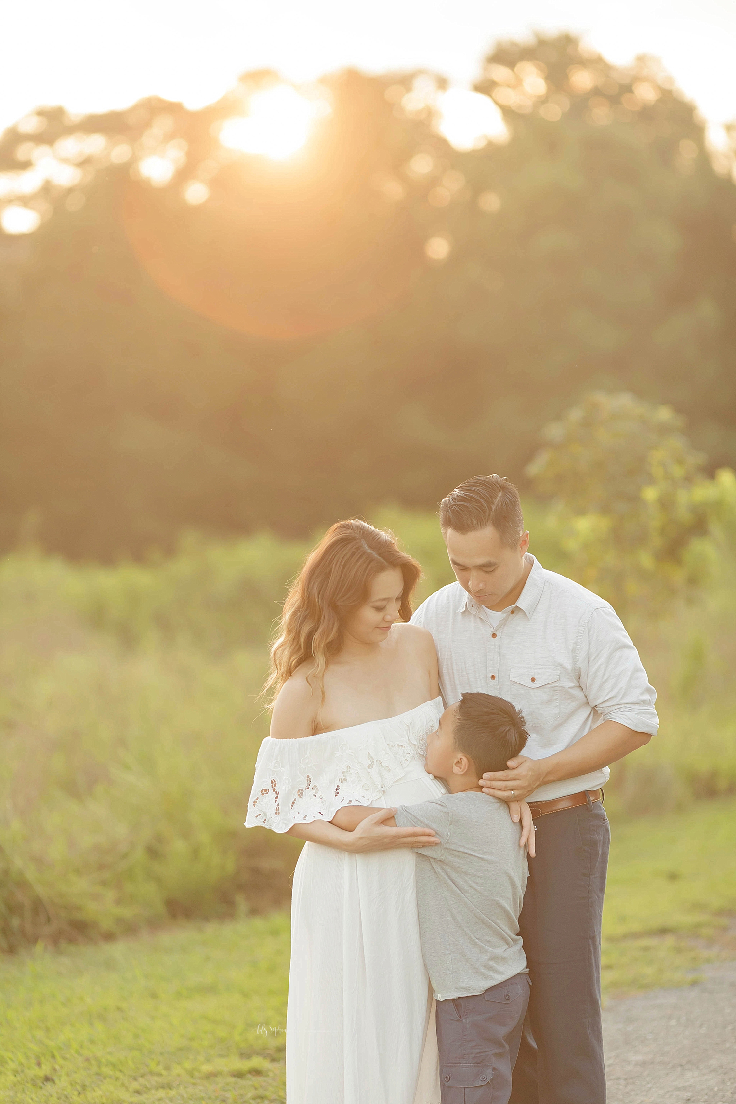 atlanta-georgia-natural-light-studio-grant-park-cake-birthday-smash-family-tulle-photographer-baby-girl_1296.jpg