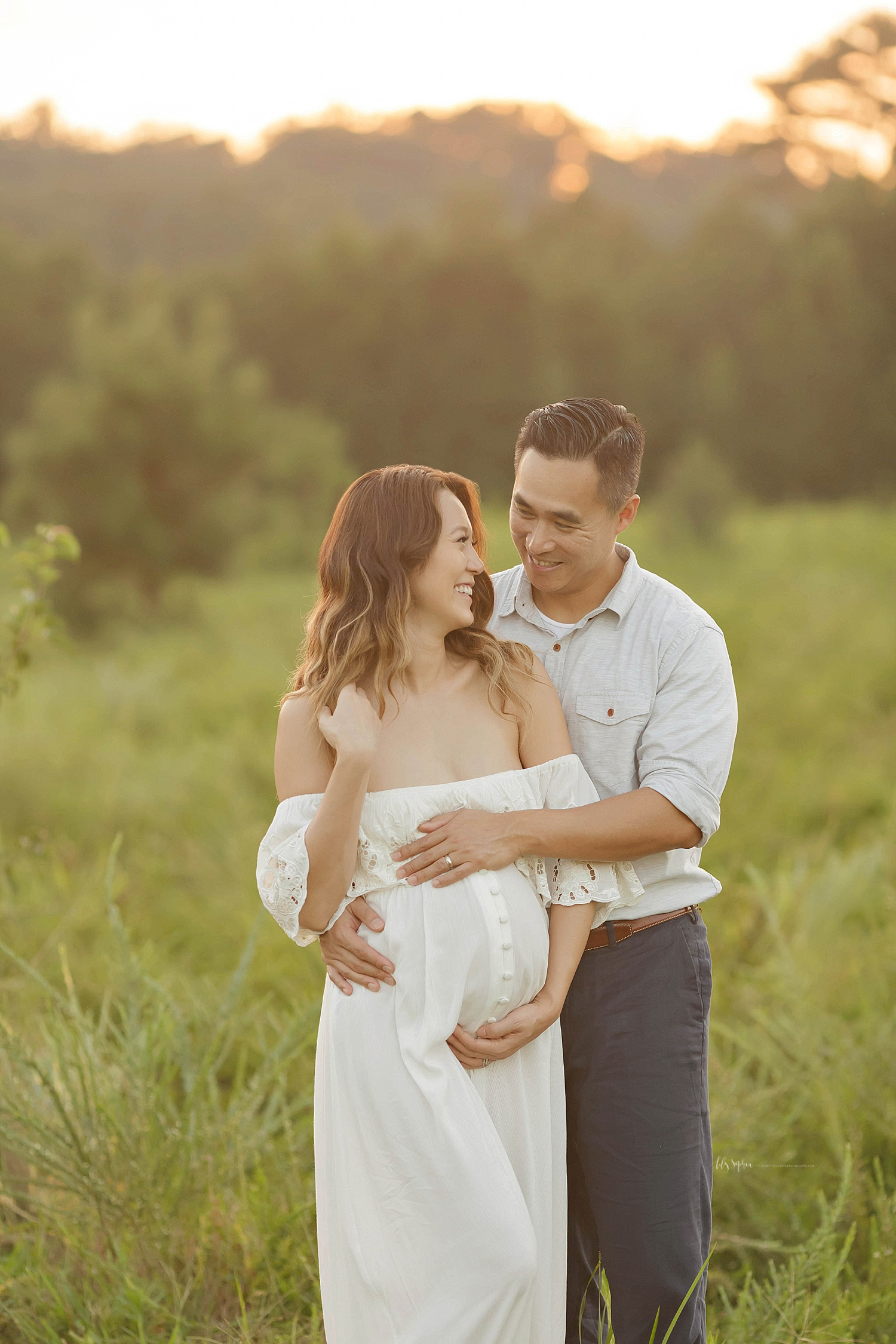 atlanta-georgia-natural-light-studio-grant-park-cake-birthday-smash-family-tulle-photographer-baby-girl_1303.jpg