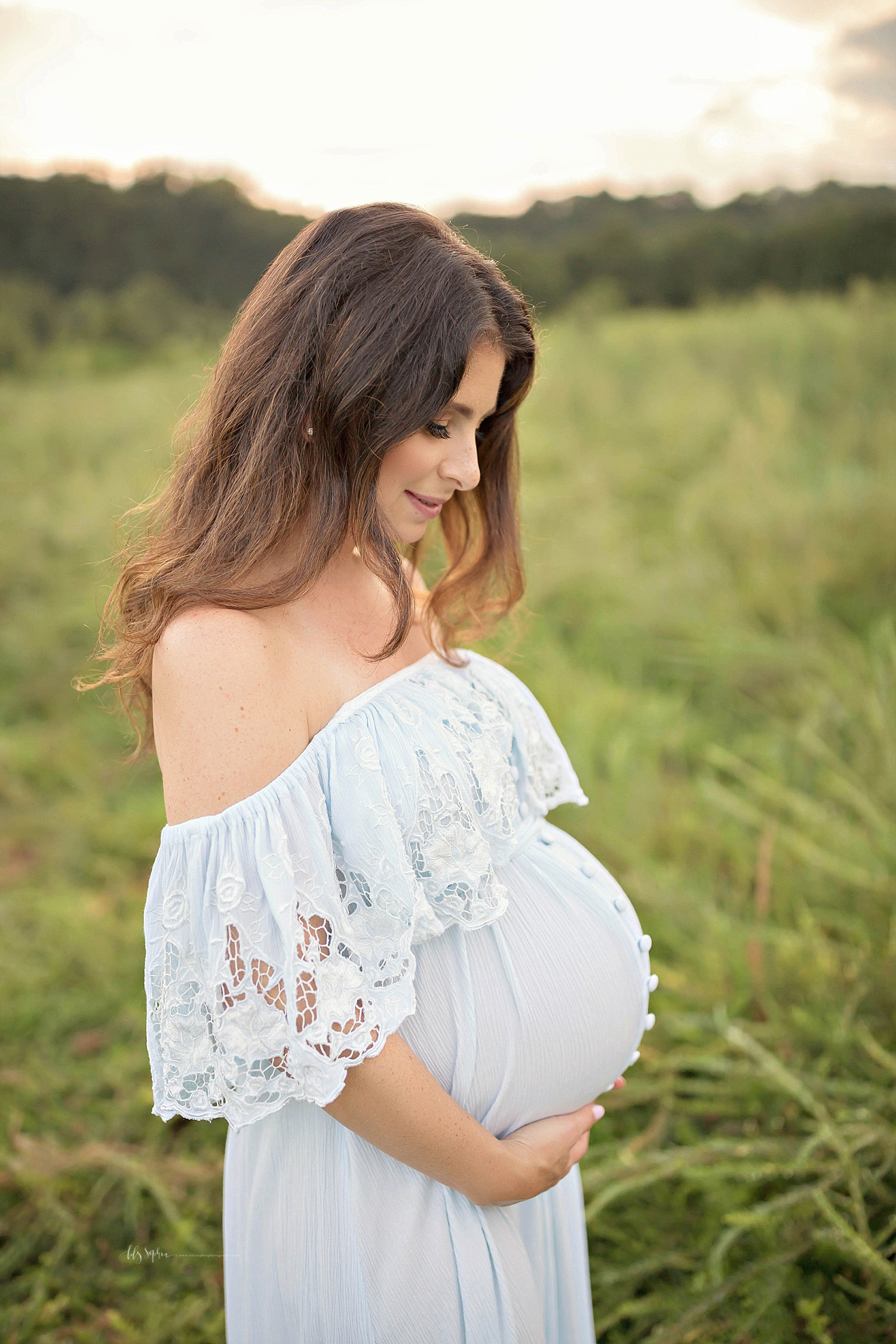 atlanta-georgia-natural-light-studio-grant-park-newborn-baby-boy-big-sister-photographer-family-sunset-field_1533.jpg