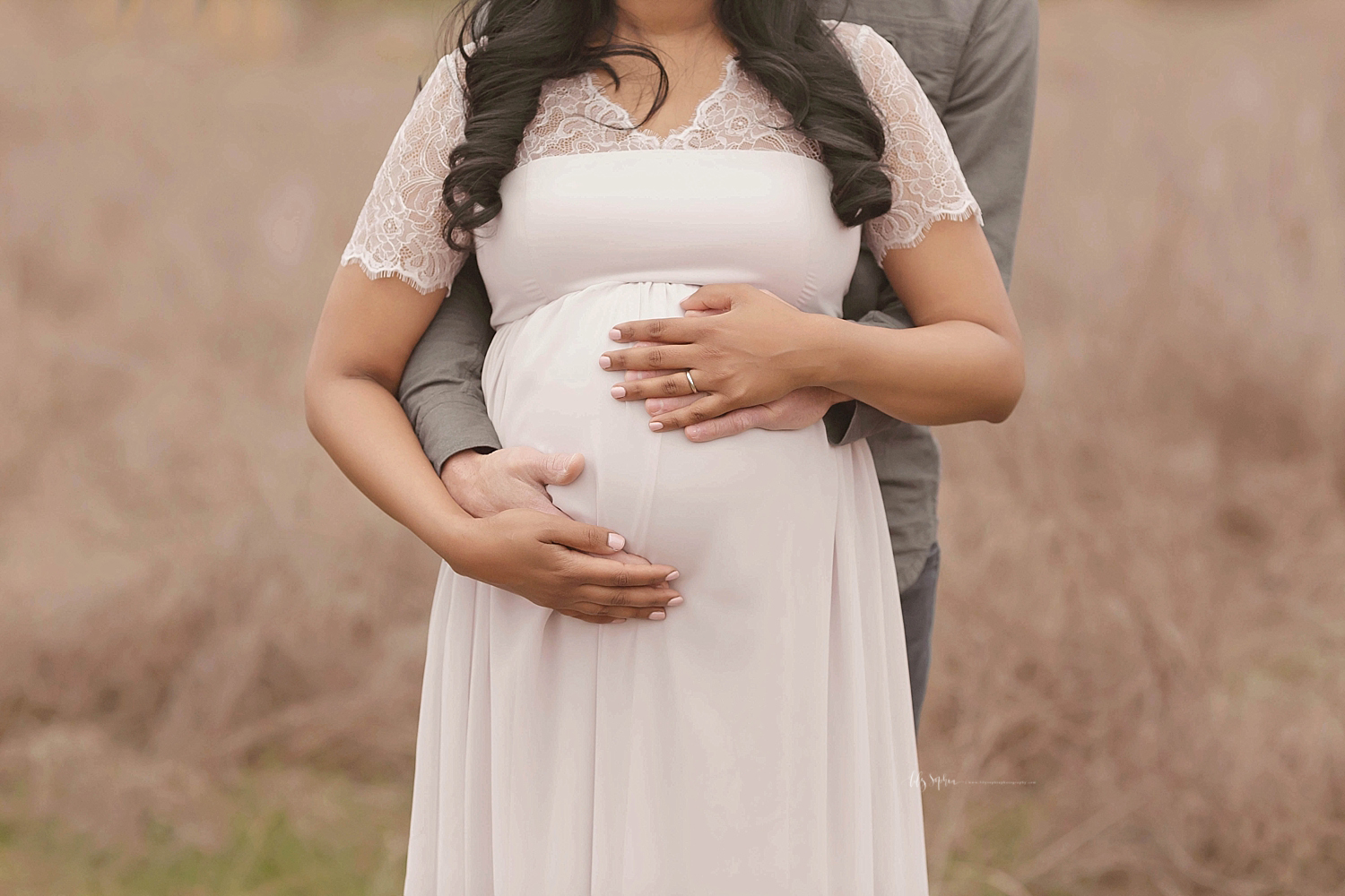 atlanta-georgia-natural-light-studio-grant-park-newborn-baby-girl-photographer-indian-family-sunset-field_1557.jpg