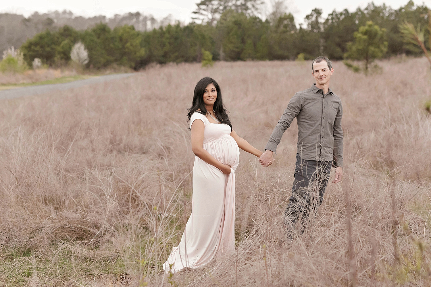 atlanta-georgia-natural-light-studio-grant-park-newborn-baby-girl-photographer-indian-family-sunset-field_1570.jpg