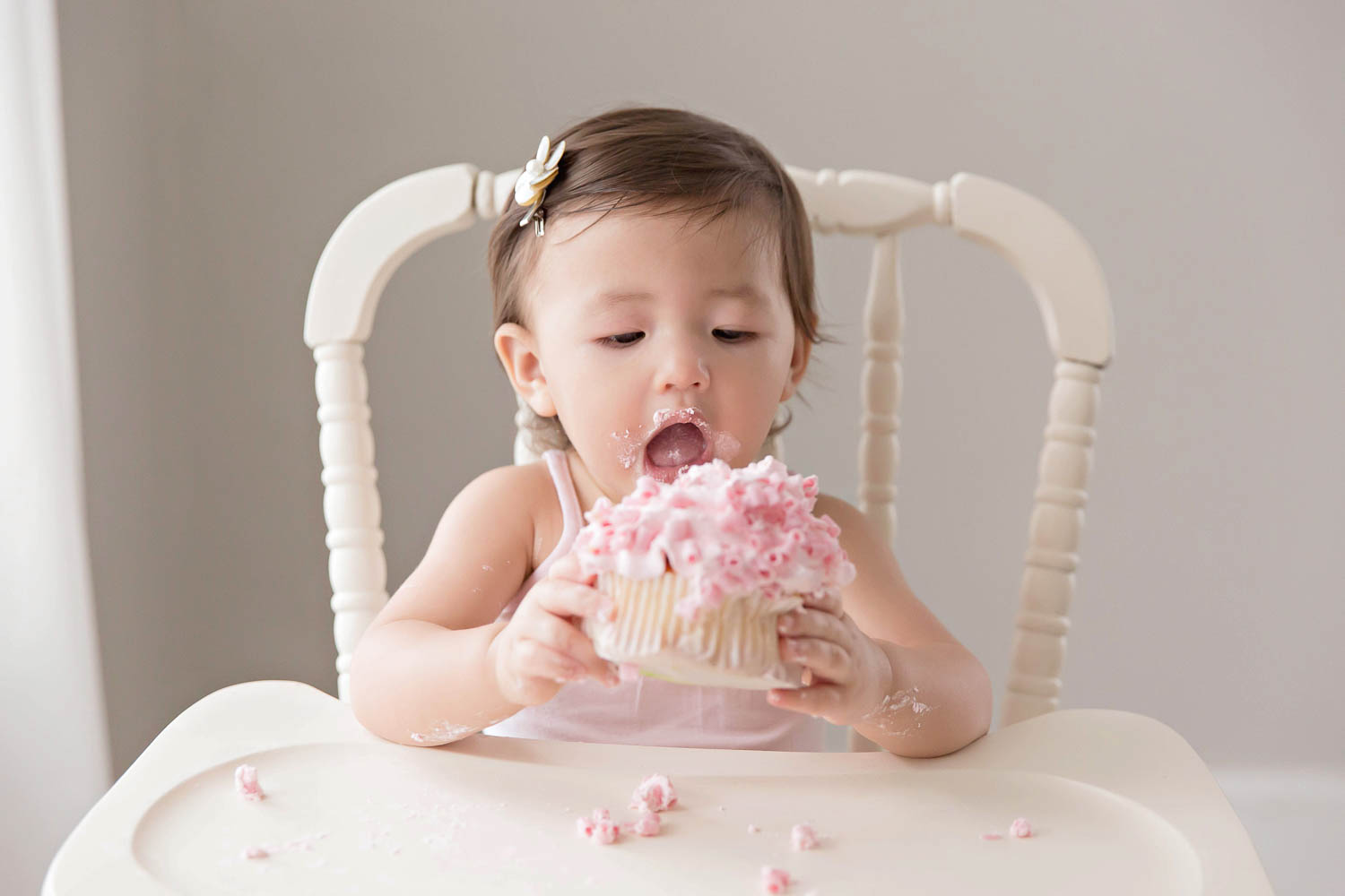 ATLANTA_SMASH_CAKE_FIRST_BIRTHDAY_BABY_PHOTOGRAPHY-19.jpg