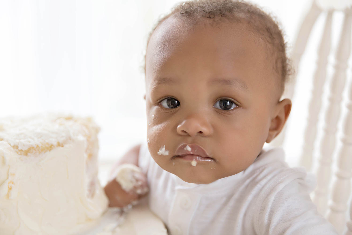 ATLANTA_SMASH_CAKE_FIRST_BIRTHDAY_BABY_PHOTOGRAPHY-28.jpg