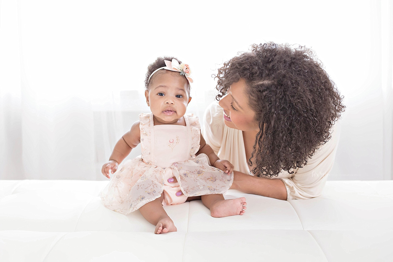 atlanta-georgia-natural-light-studio-grant-park-six-months-baby-girl_1872.jpg