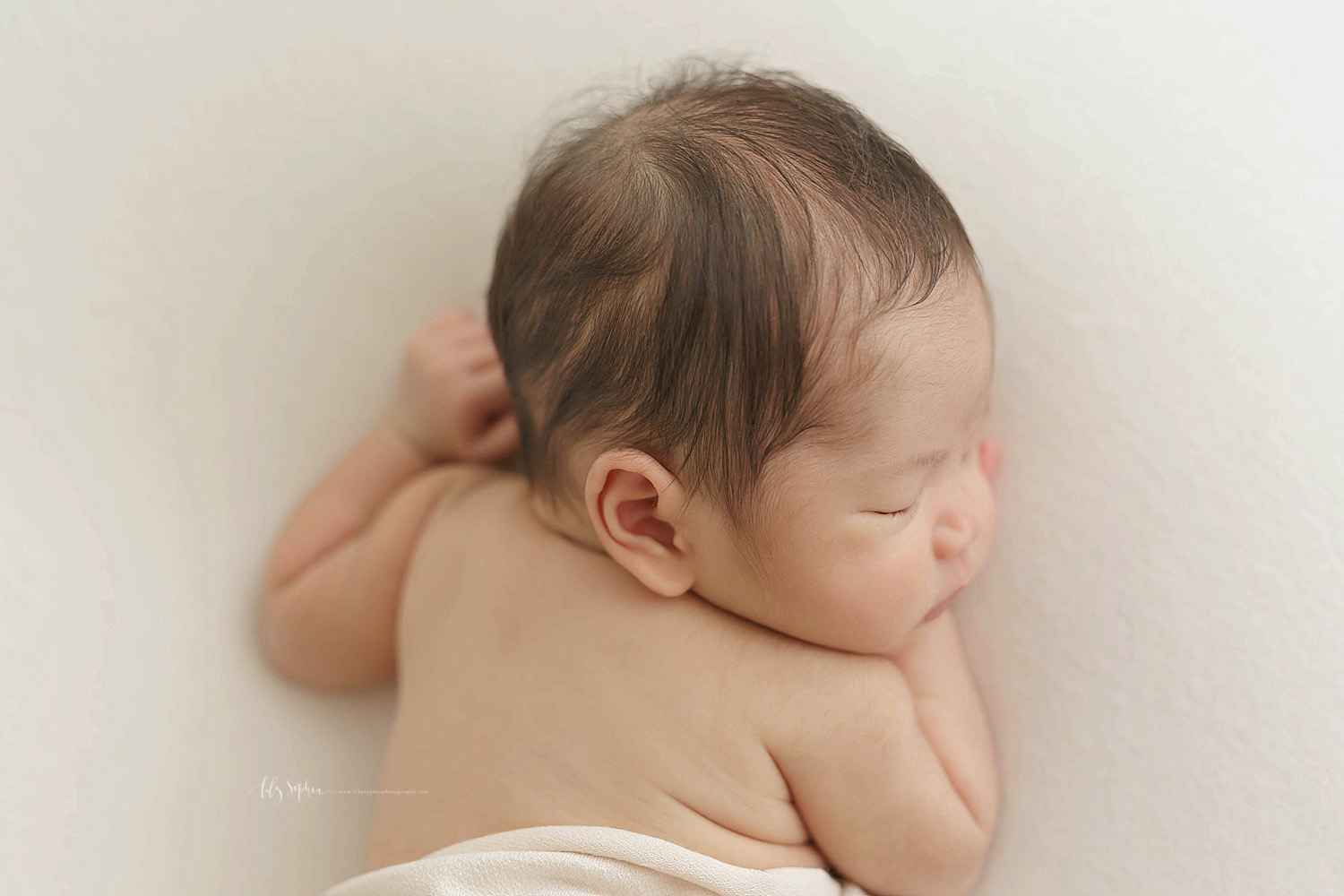 atlanta-georgia-natural-light-studio-grant-park-six-months-baby-girl_2018.jpg