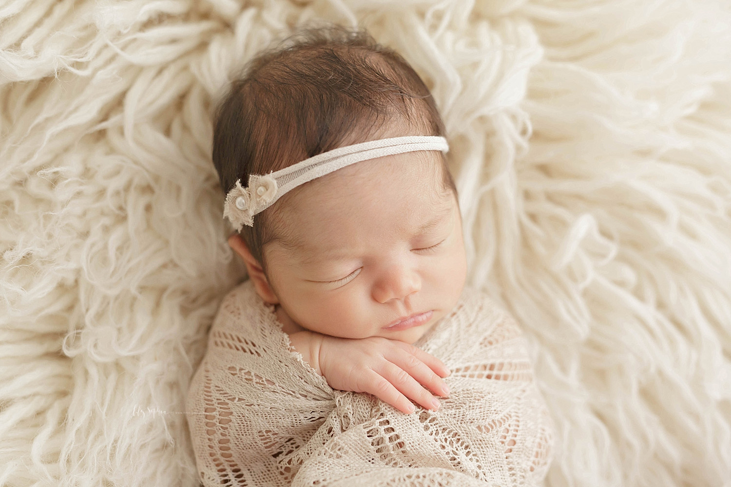 atlanta-georgia-natural-light-studio-grant-park-six-months-baby-girl_2025.jpg