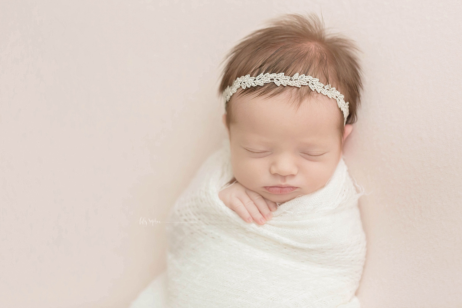 atlanta-georgia-natural-light-studio-grant-park-six-months-baby-girl_1948.jpg