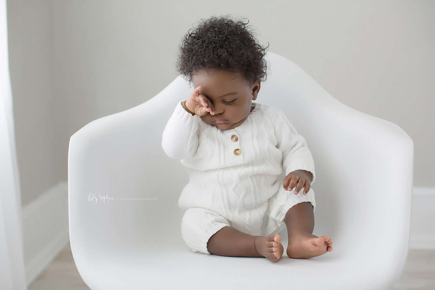 atlanta-georgia-natural-light-studio-intown-motherhood-mommy-and-me-toddler-girl-mother-daughters-family_2836.jpg