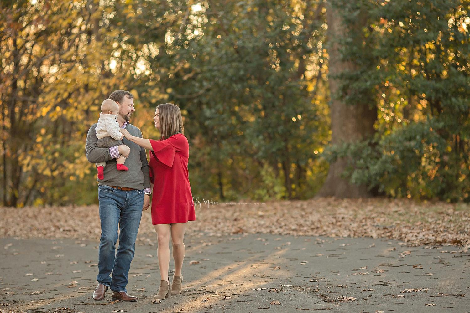 atlanta-georgia-natural-light-sunset-intown-park-six-month-baby-boy-family_2708.jpg