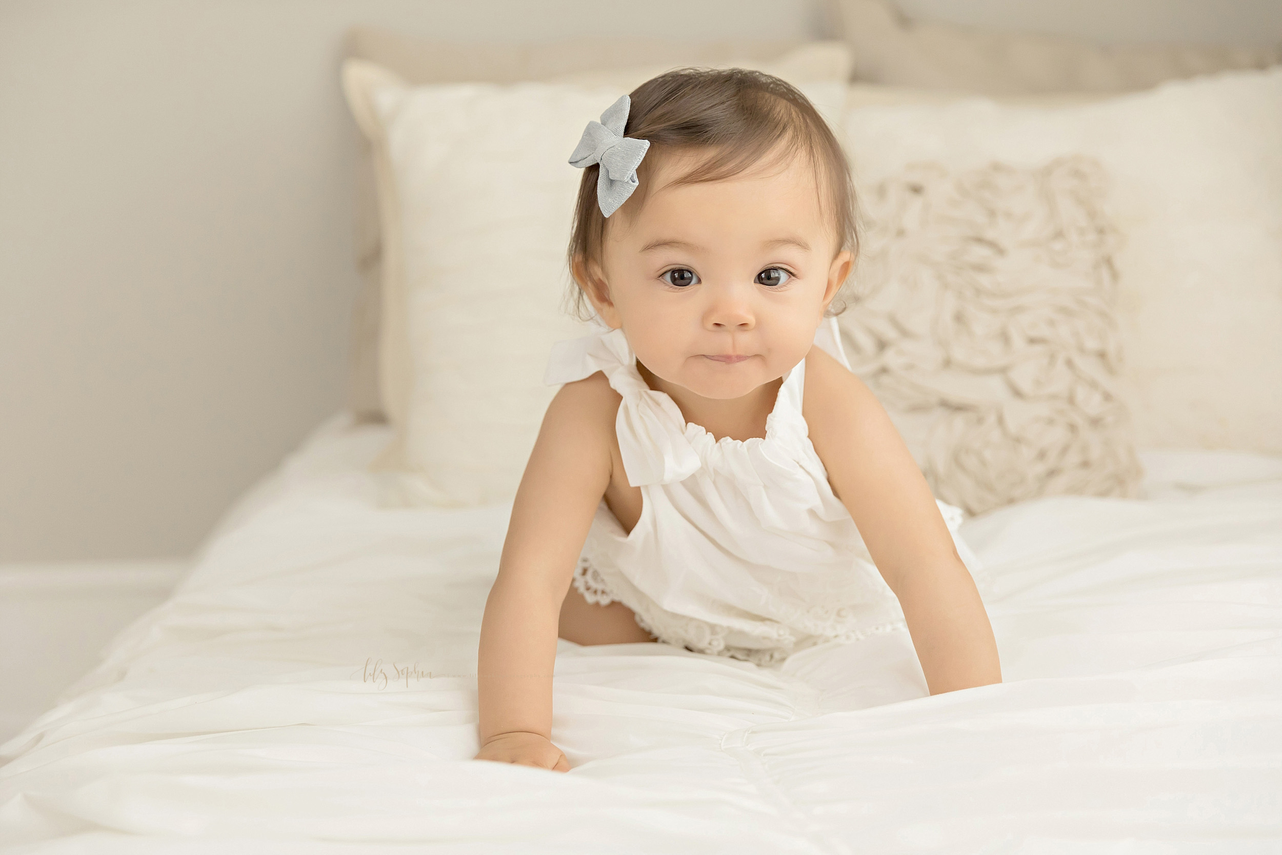 atlanta-buckhead-alpharetta-brookhaven-lily-sophia-photography-baby-family-milestone-photographer-studio-grant-park-intown-first-birthday-one-year-old-girl_0066.jpg