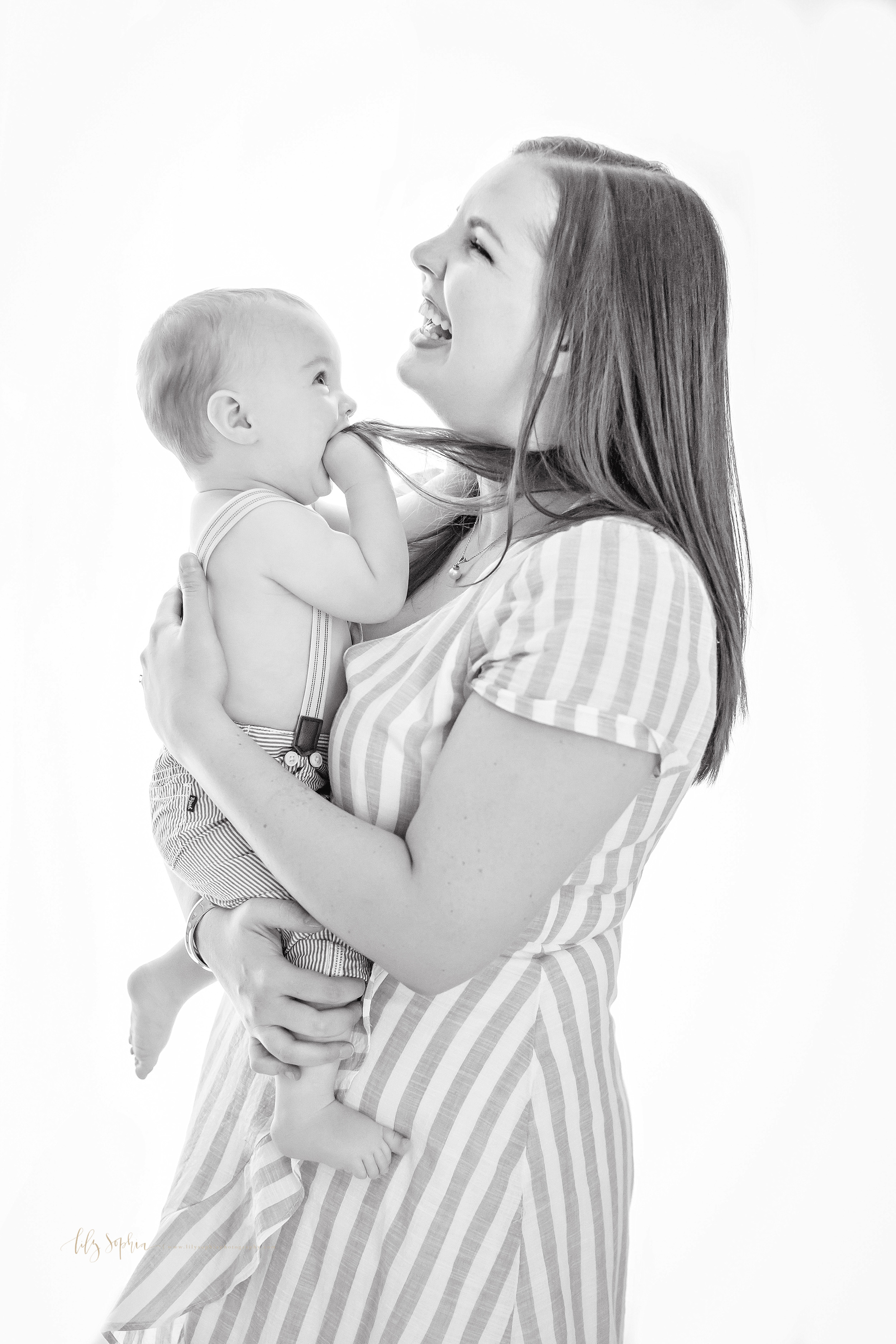 atlanta-buckhead-brookhaven-baby-family-milestone-photographer-studio-grant-park-intown-first-birthday-one-year-old-boy_0029.jpg