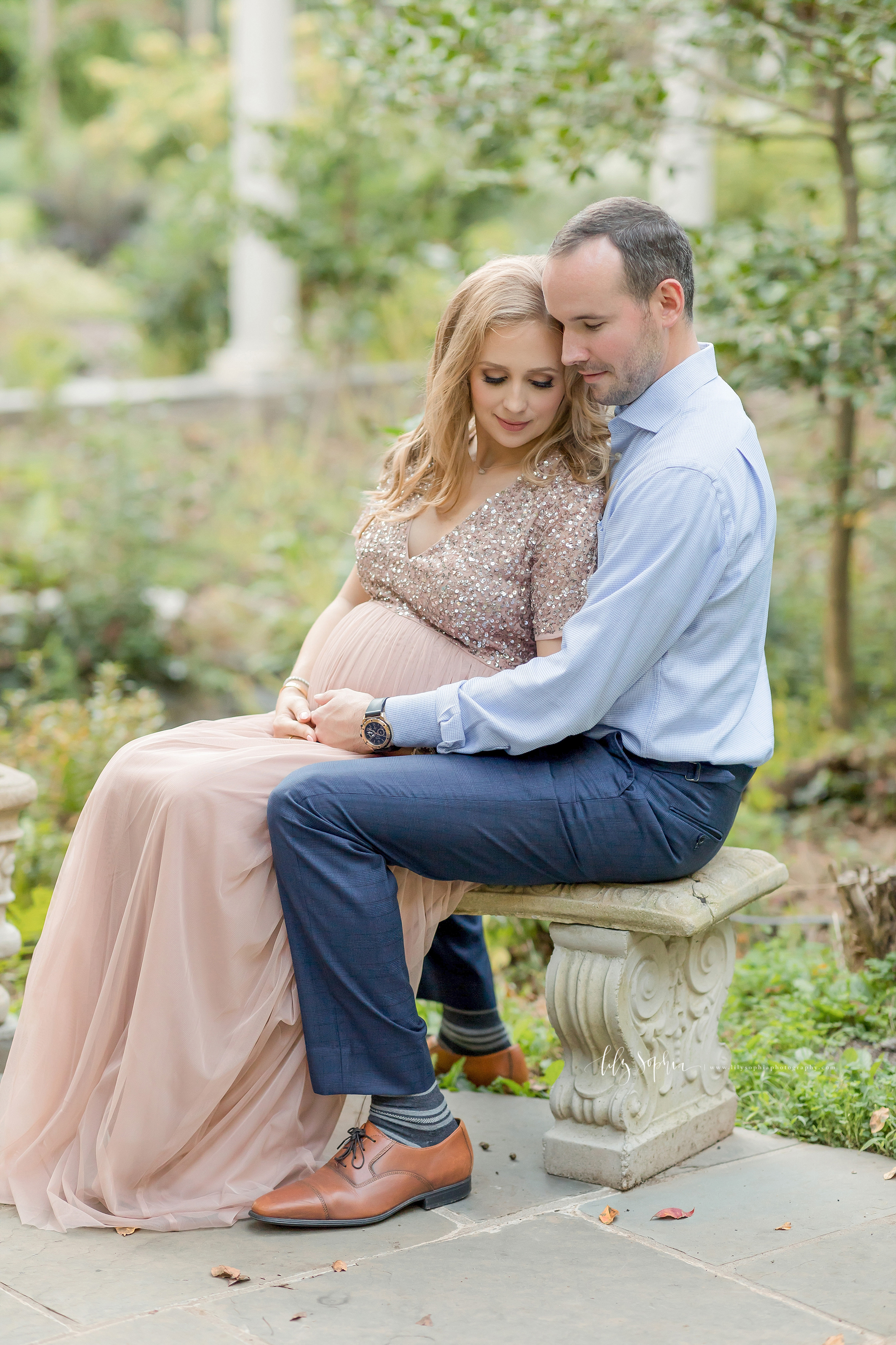 atlanta-buckhead-brookhaven-inman-decatur-lily-sophia-photography-maternity-pregnancy-photographer-portraits-studio-grant-park-intown-couple-russian-expecting-baby-boy-outdoors-gardens-sunset-fall_0661.jpg
