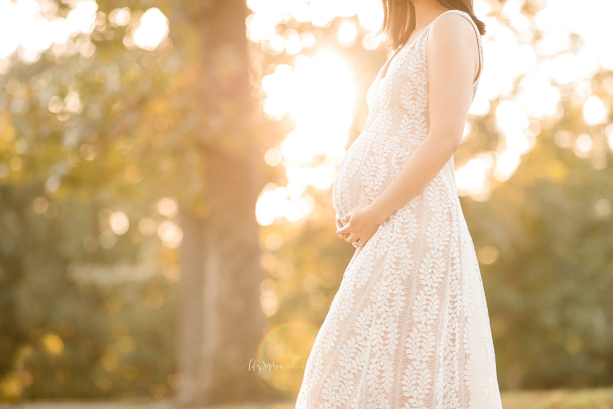 atlanta-buckhead-brookhaven-poncey-highlands-decatur-lily-sophia-photography-maternity-pregnancy-photographer-portraits-grant-park-intown-asian-couple-expecting-baby-girl_0728.jpg