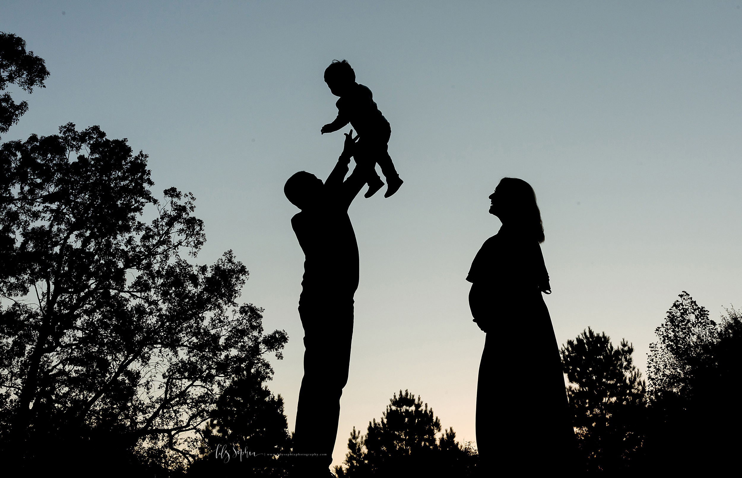 atlanta-midtown-brookhaven-decatur-lily-sophia-photography-photographer-portraits-grant-park-sunset-maternity-expecting-baby-girl-family-toddler-boy-big-brother_0098.jpg