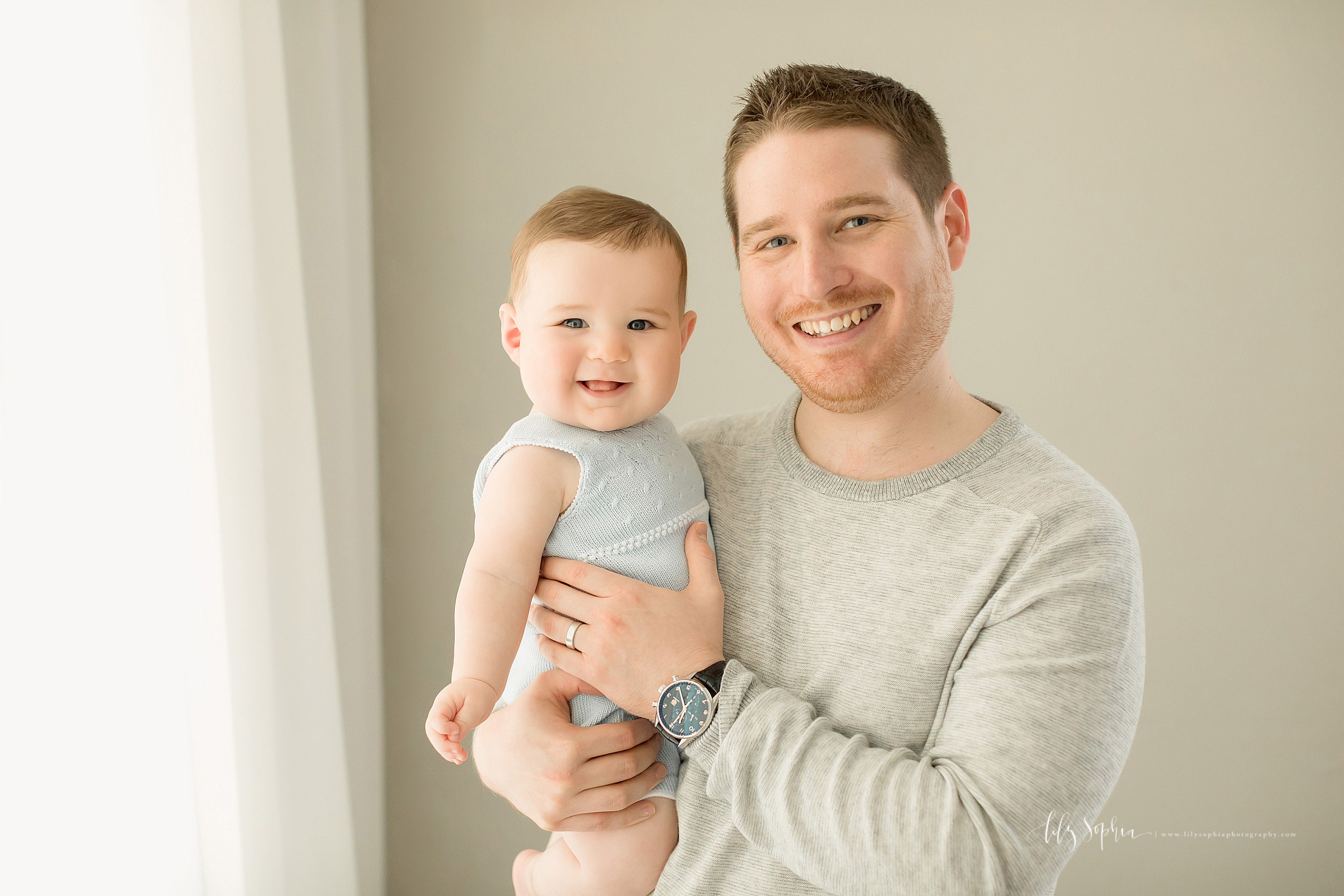 atlanta-midtown-brookhaven-decatur-lily-sophia-photography-photographer-portraits-grant-park-studio-six-month-milestone-baby-boy-family_0137.jpg