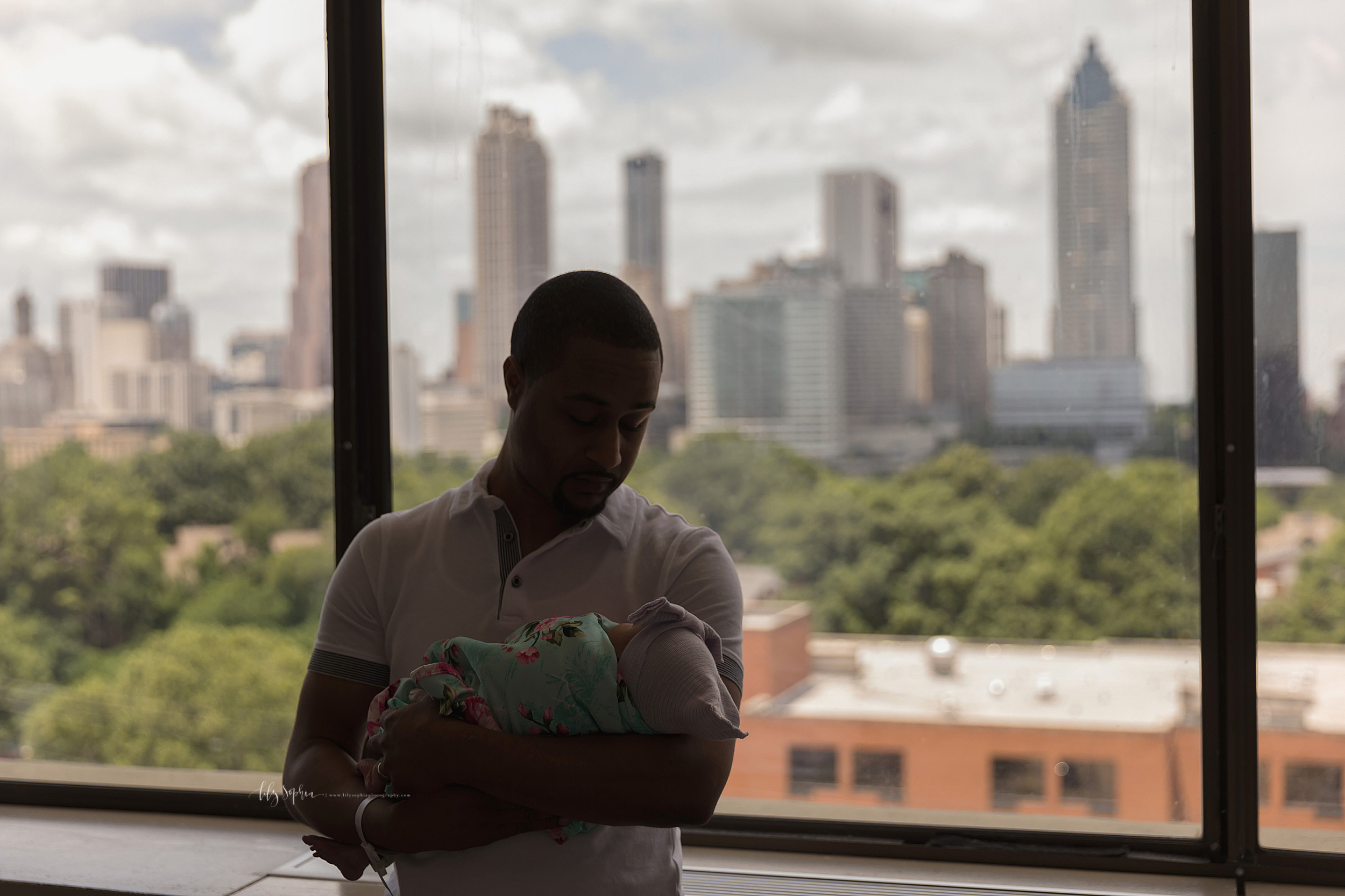 atlanta-midtown-brookhaven-decatur-lily-sophia-photography-photographer-portraits-grant-park-family-atlanta-medical-center-fresh-48-hospital-newborn-photos-lifestyle-big-brothers_0067.jpg