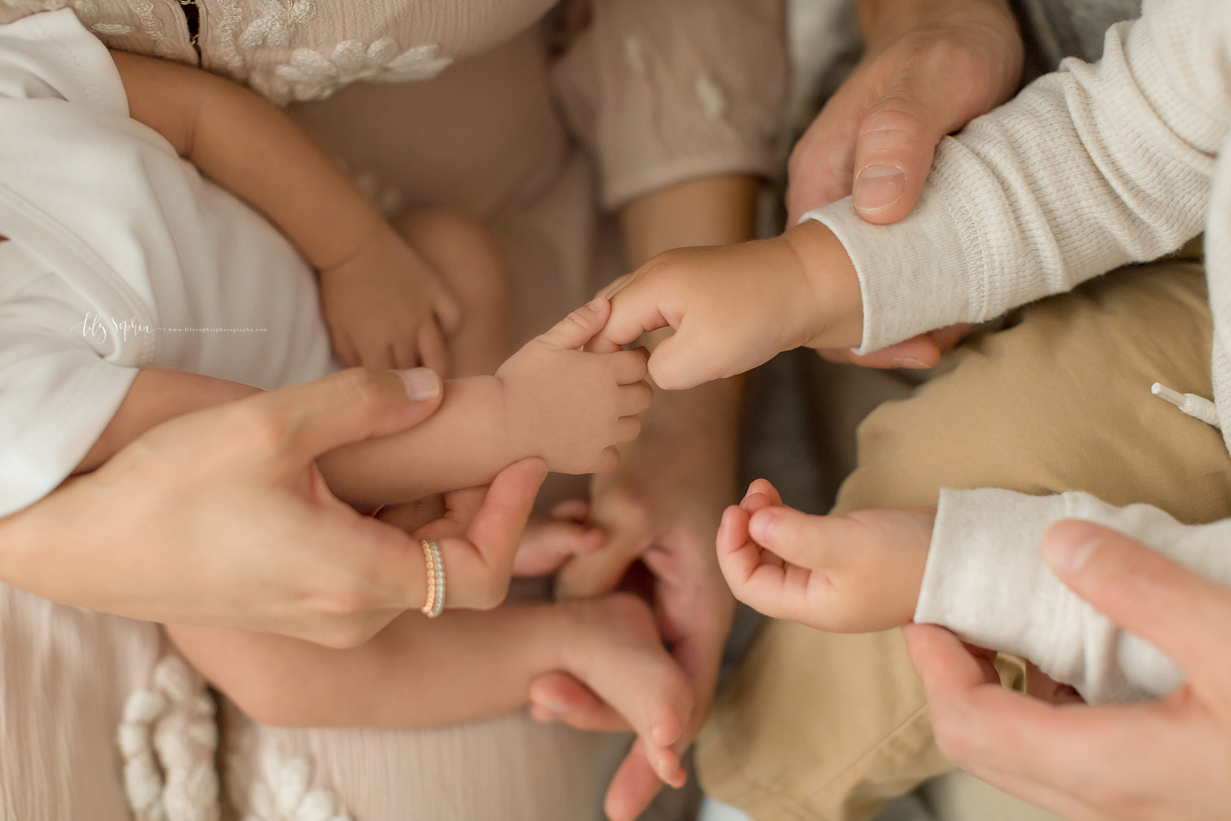 atlanta-midtown-marietta-decatur-lily-sophia-photography-korean-family-photographer-natural-light-studio-newborn-baby-girl-photos_0227.jpg