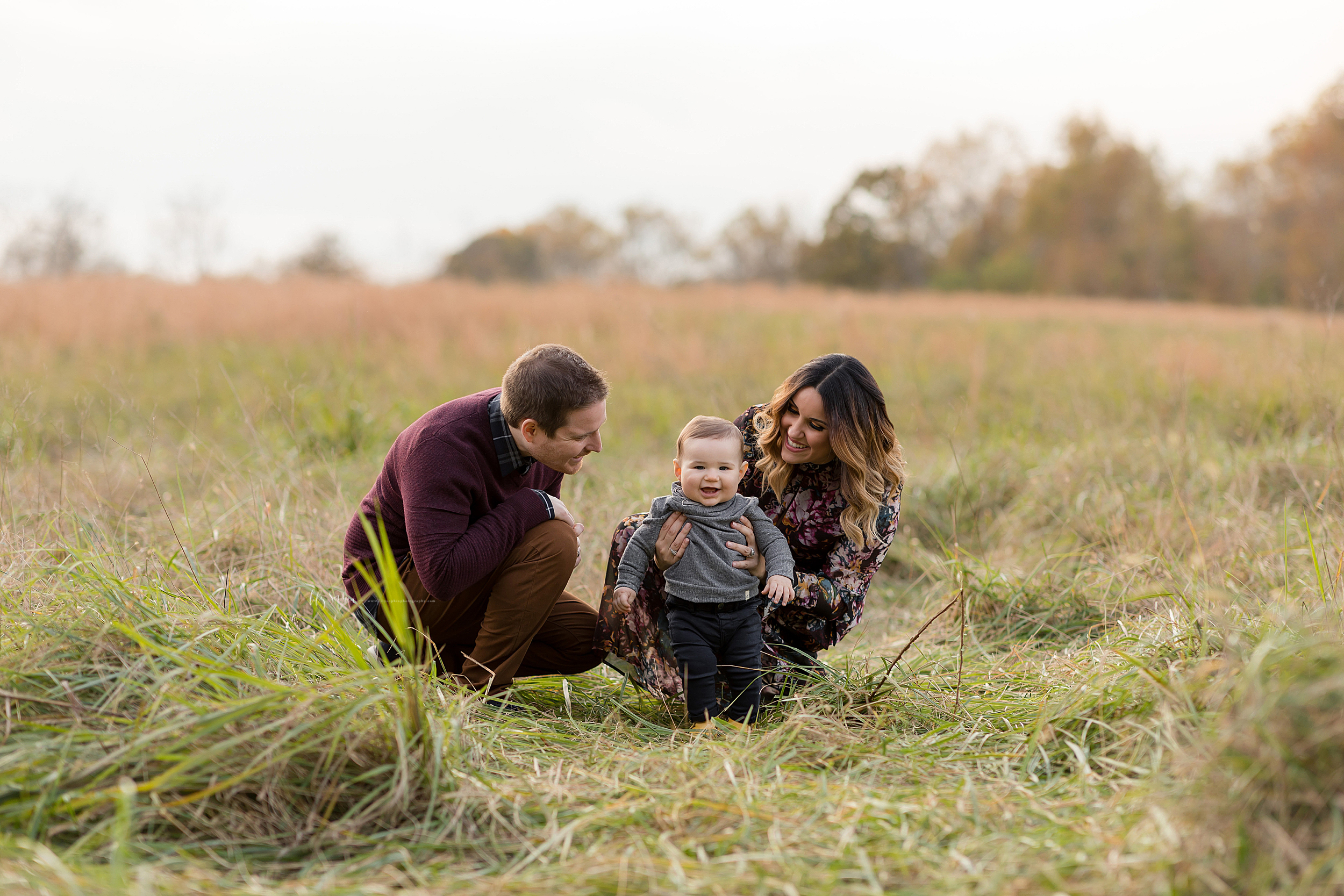 atlanta-midtown-west-end-decatur-lily-sophia-photography-family-photographer-eight-month-baby-boy-sunset-outdoor-field-family-photos_0338.jpg