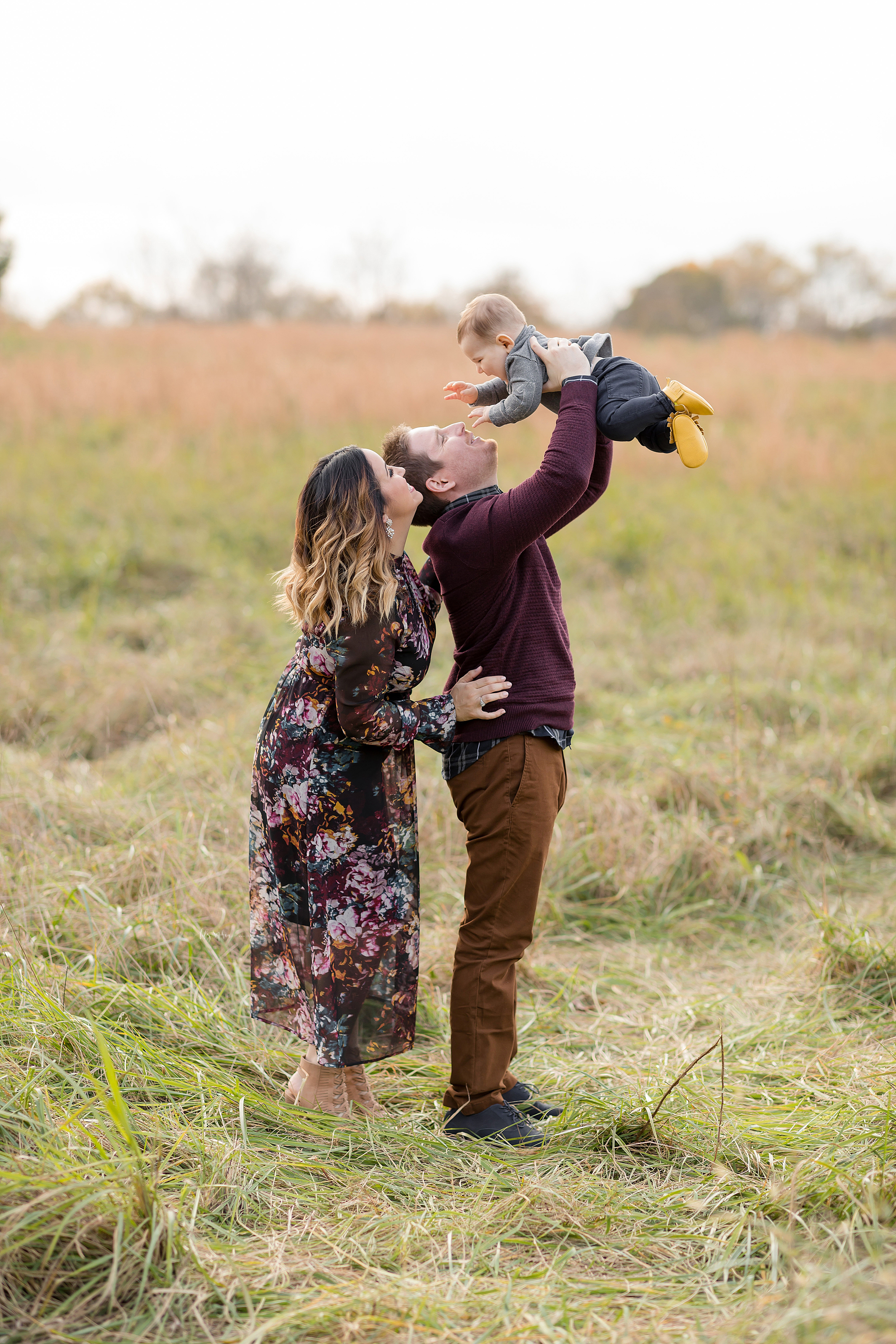 atlanta-midtown-west-end-decatur-lily-sophia-photography-family-photographer-eight-month-baby-boy-sunset-outdoor-field-family-photos_0339.jpg