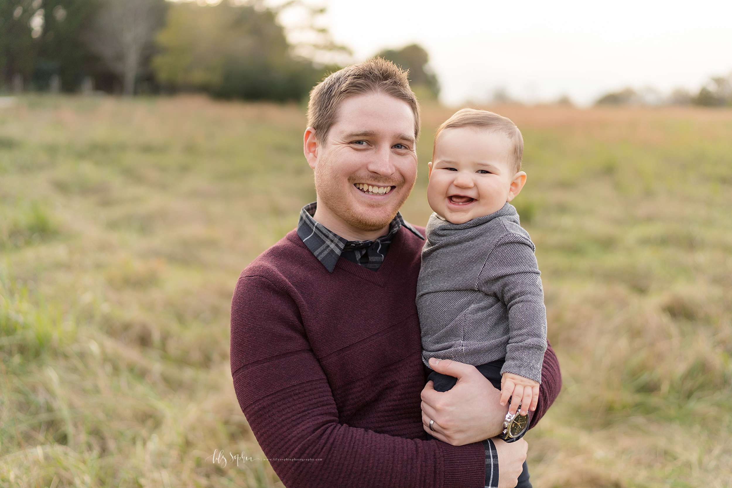 atlanta-midtown-west-end-decatur-lily-sophia-photography-family-photographer-eight-month-baby-boy-sunset-outdoor-field-family-photos_0343.jpg