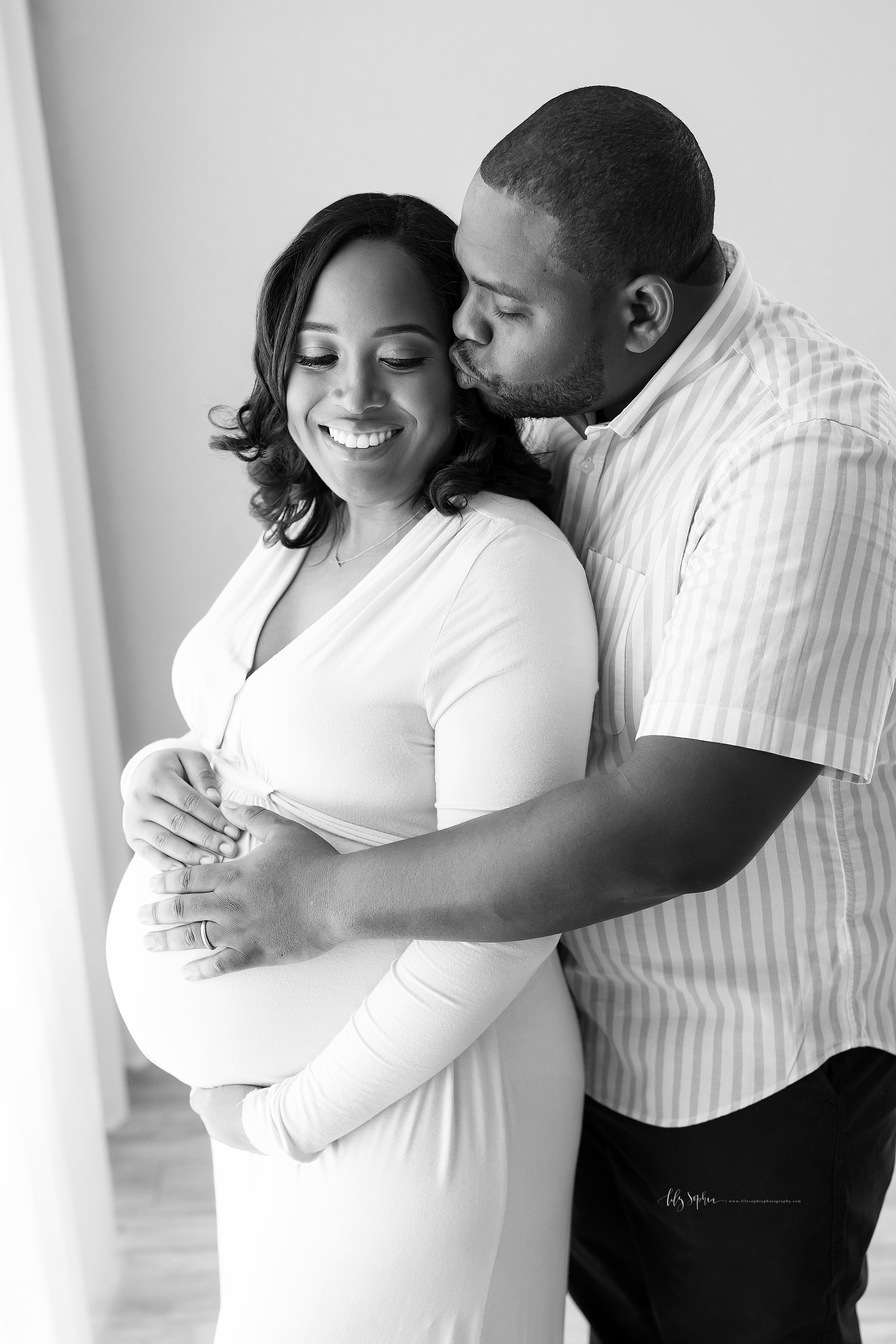 atlanta-smyrna-decatur-sandy-springs-buckhead-virginia-highlands-west-end-decatur-lily-sophia-photography-studio-couples-maternity-photo-session-expecting-baby-boy_1376.jpg