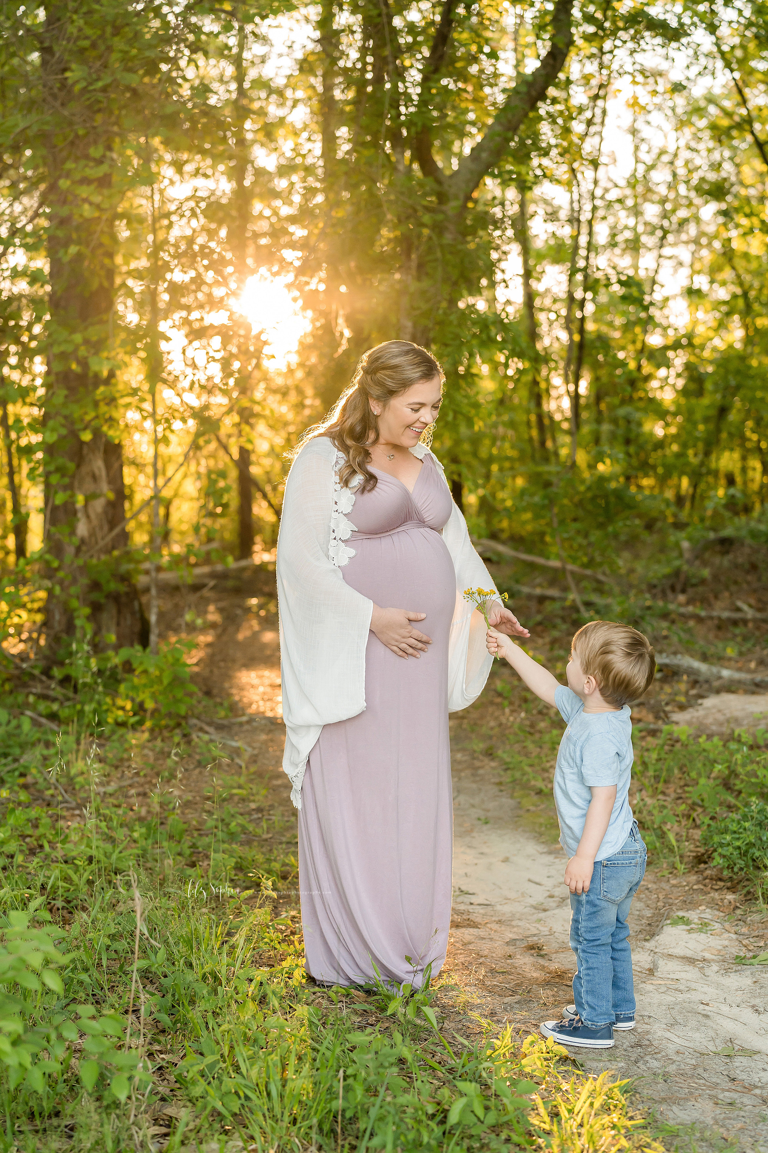 atlanta-brookhaven-decatur-candler-park-sandy-springs-buckhead-virginia-highlands-west-end-decatur-lily-sophia-photography-family-big-brother-expecting-newborn-baby-girl-couples-family-maternity-outdoor-session_1598.jpg