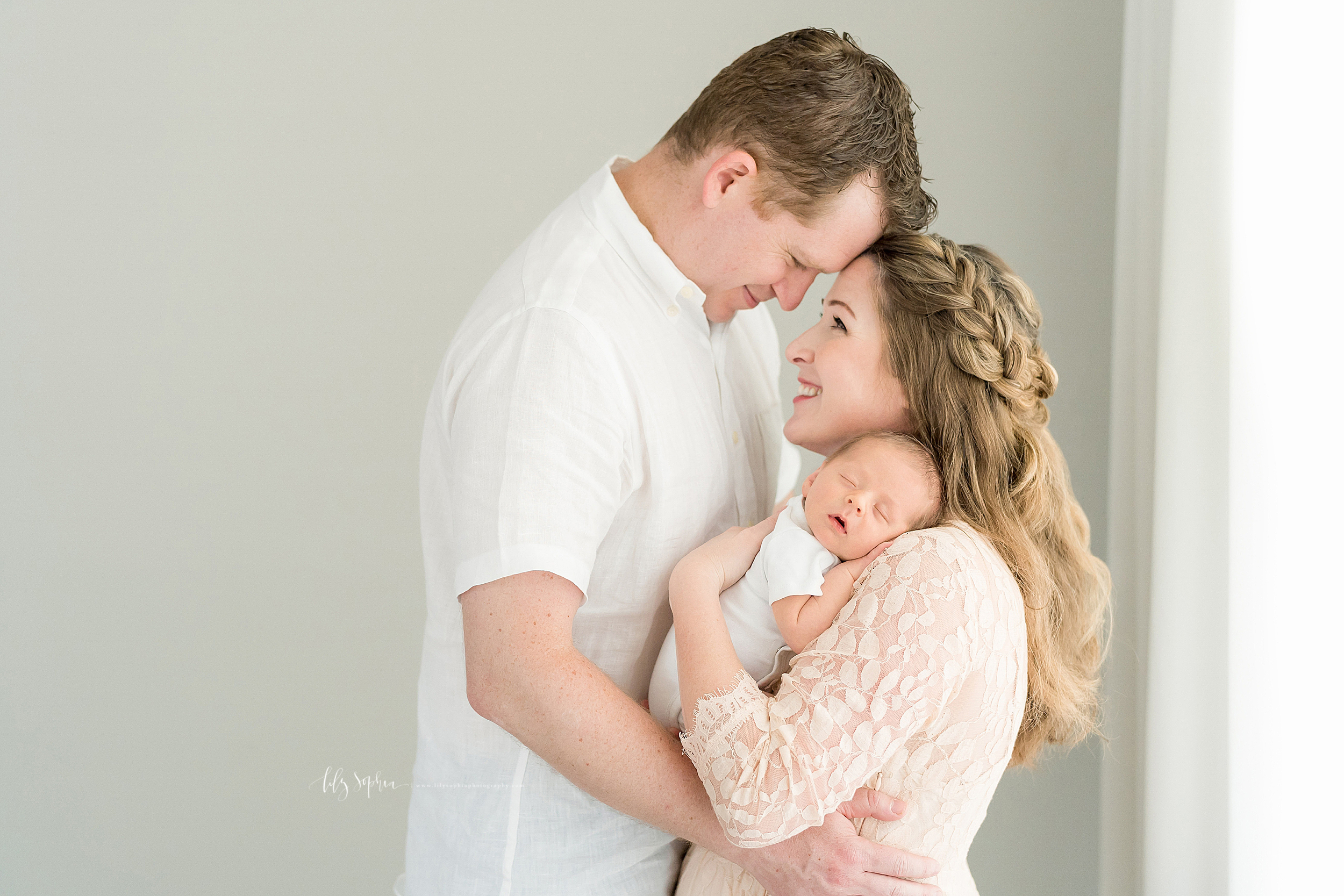 atlanta-decatur-candler-park-sandy-springs-buckhead-virginia-highlands-west-end-decatur-lily-sophia-newborn-baby-boy-big-brother-family-session_1934.jpg