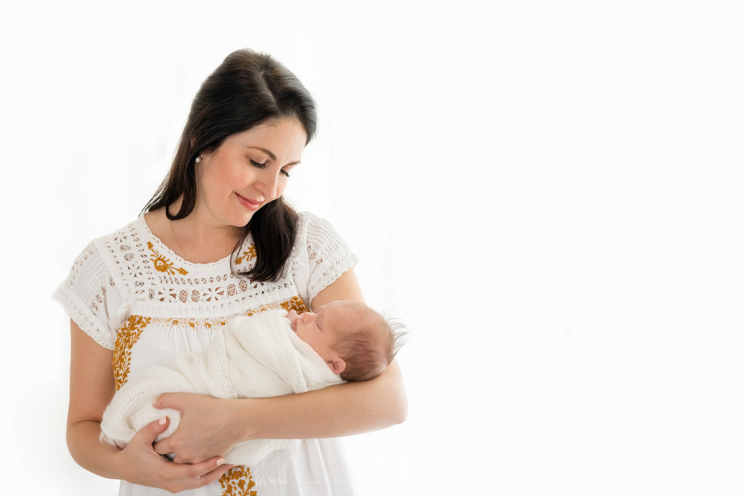 atlanta-decatur-candler-park-sandy-springs-buckhead-virginia-highlands-west-end-decatur-lily-sophia-photography-newborn-studio-session-baby-girl-parents-family_1981.jpg