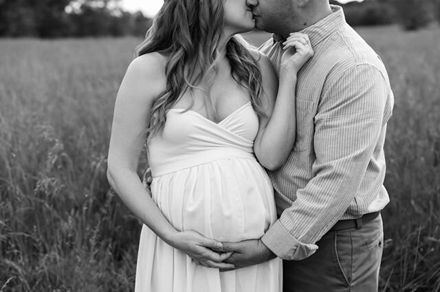 I just love emotional images in black and white. ⁣
⁣
#atlantamaternityphotographer #atlantamaternityphotography #atlantapregnancyphotographer #atlantapregnancy #atlantapregnancyphotography #lilysophiaphotography #atlantaphotographer #intownatlanta #a