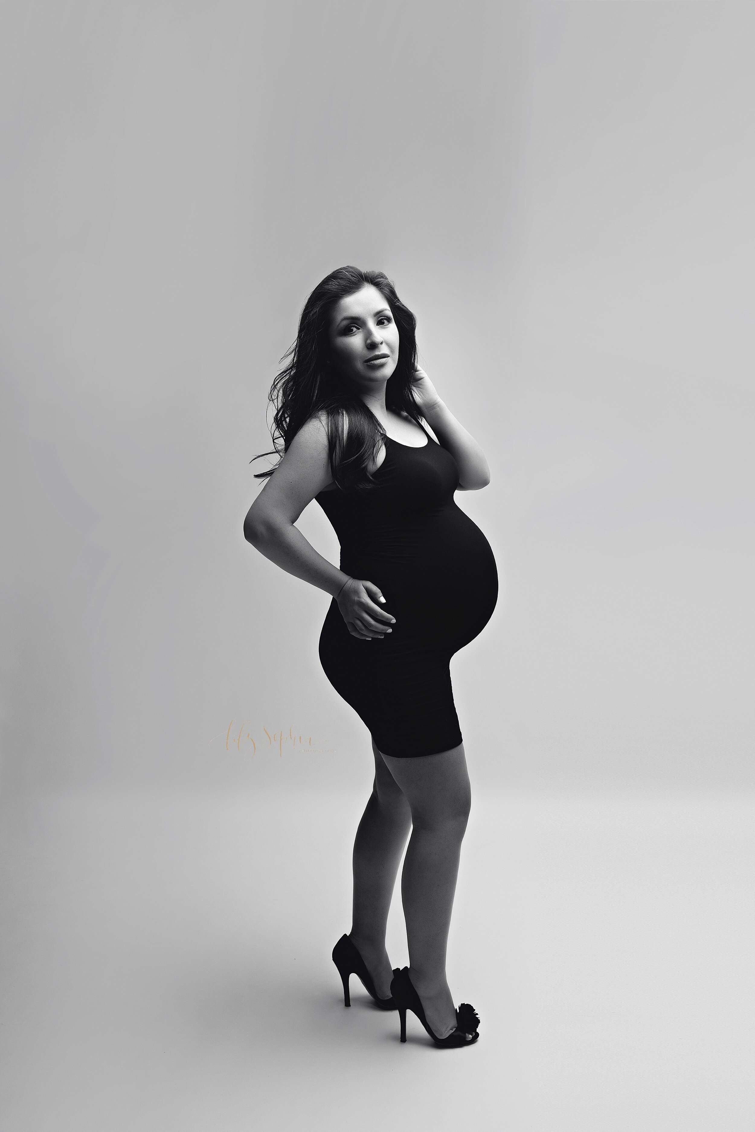 metro-atlanta-georgia-buckhead-alpharetta-roswell-fine-art-pregnancy-photos-editorial-studio-light-portraits_6688.jpg