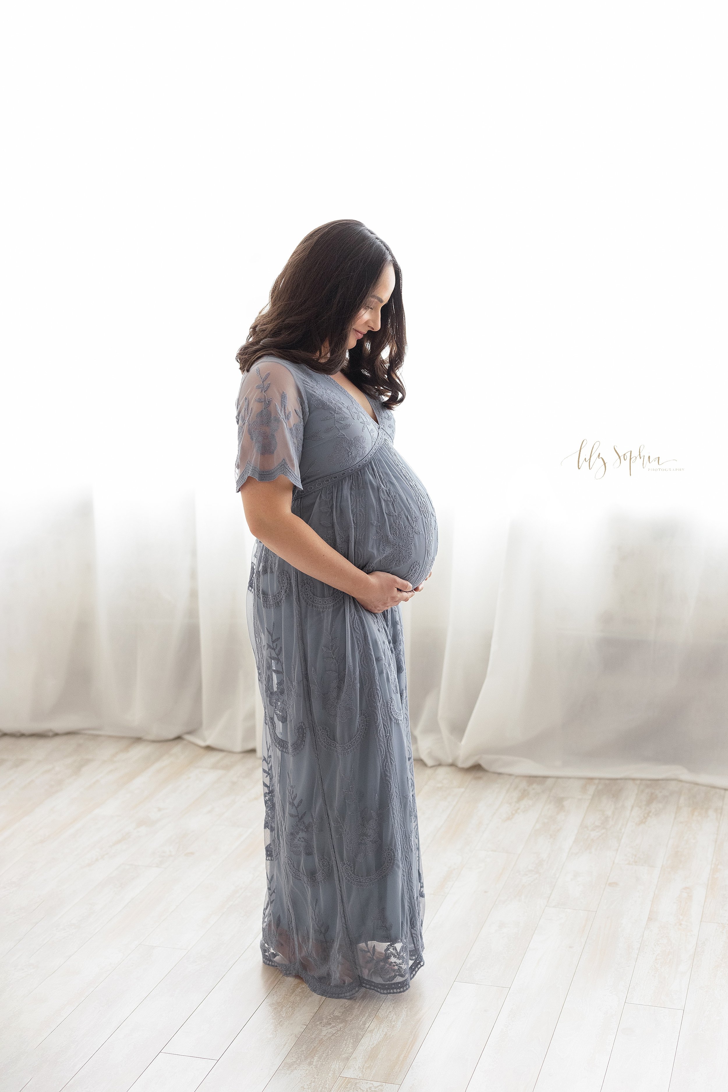 atlanta-family-maternity-photoshoot-pregnancy-portraits-tucker-brookhaven-buckhead-roswell-alpharetta_8532.jpg
