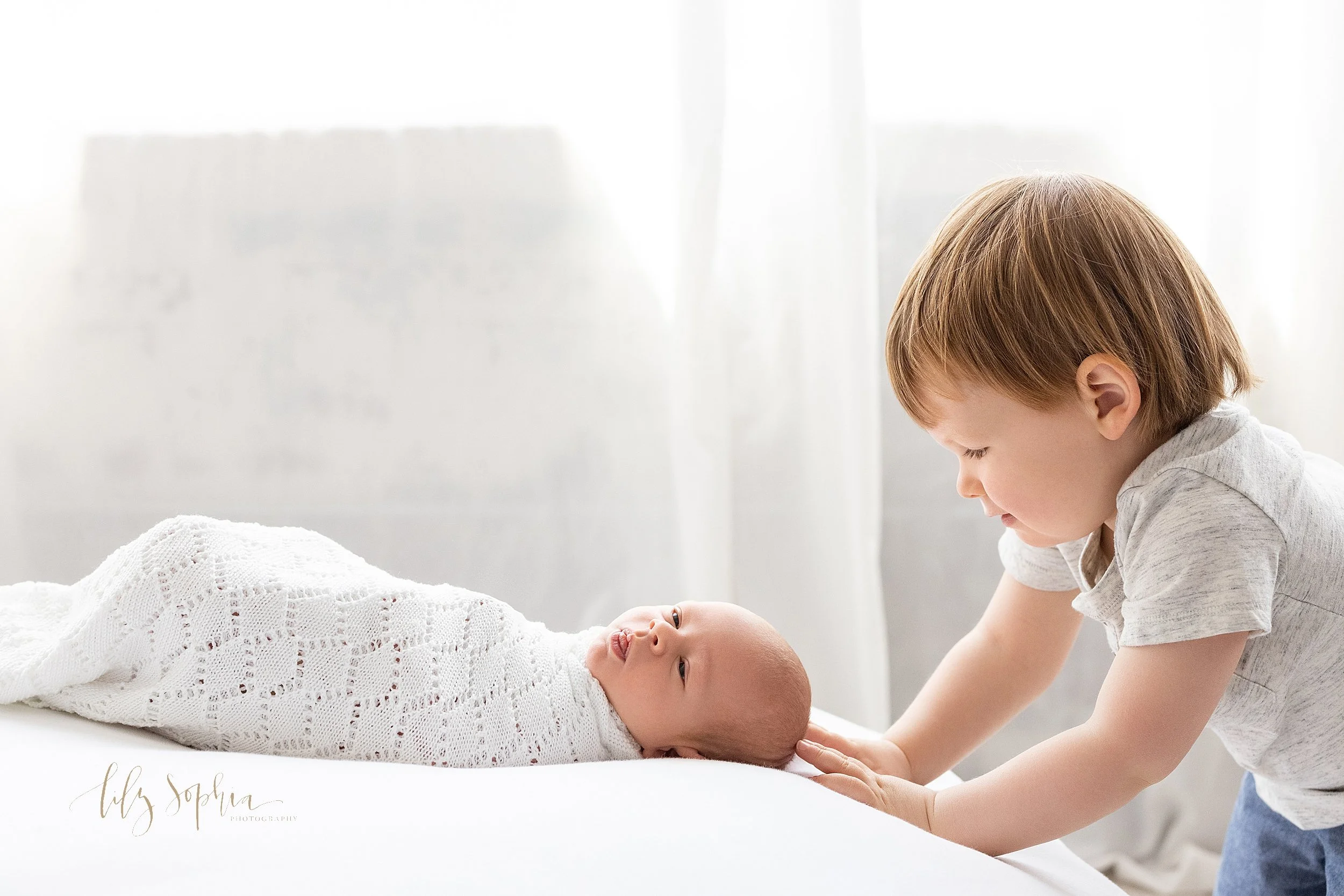 atlanta-family-newborn-baby-boy-studio-photoshoot--portraits-tucker-brookhaven-buckhead-roswell-alpharetta-midtown-virginia-highlands_8616.jpg