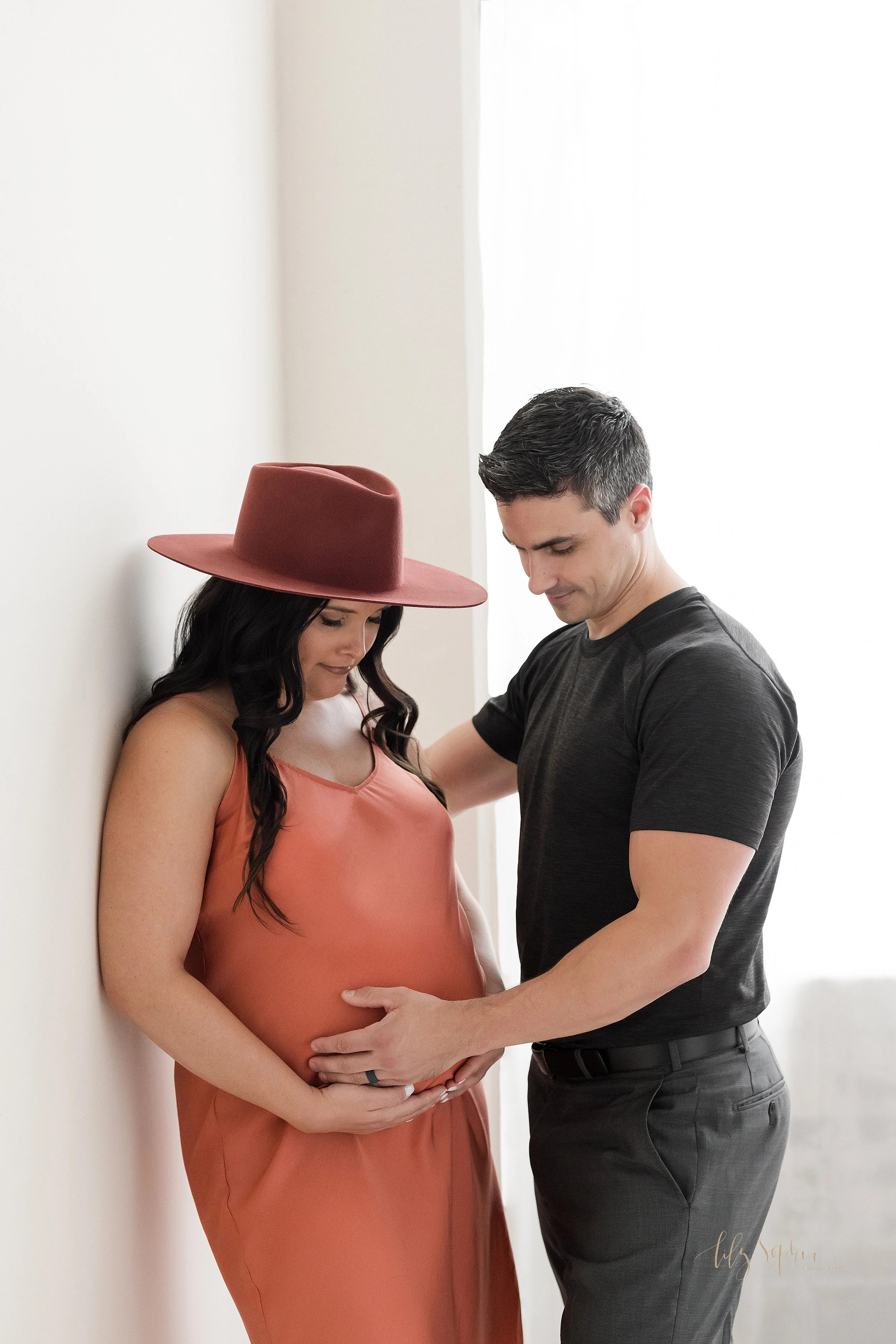 atlanta-pregnancy-photos-expecting-baby-girl-studio-maternity-photoshoot-lawrenceville-oakhurst-decatur-kirkwood--brookhaven-buckhead-smyrna-mableton-midtown-virginia-highlands_8780.jpg