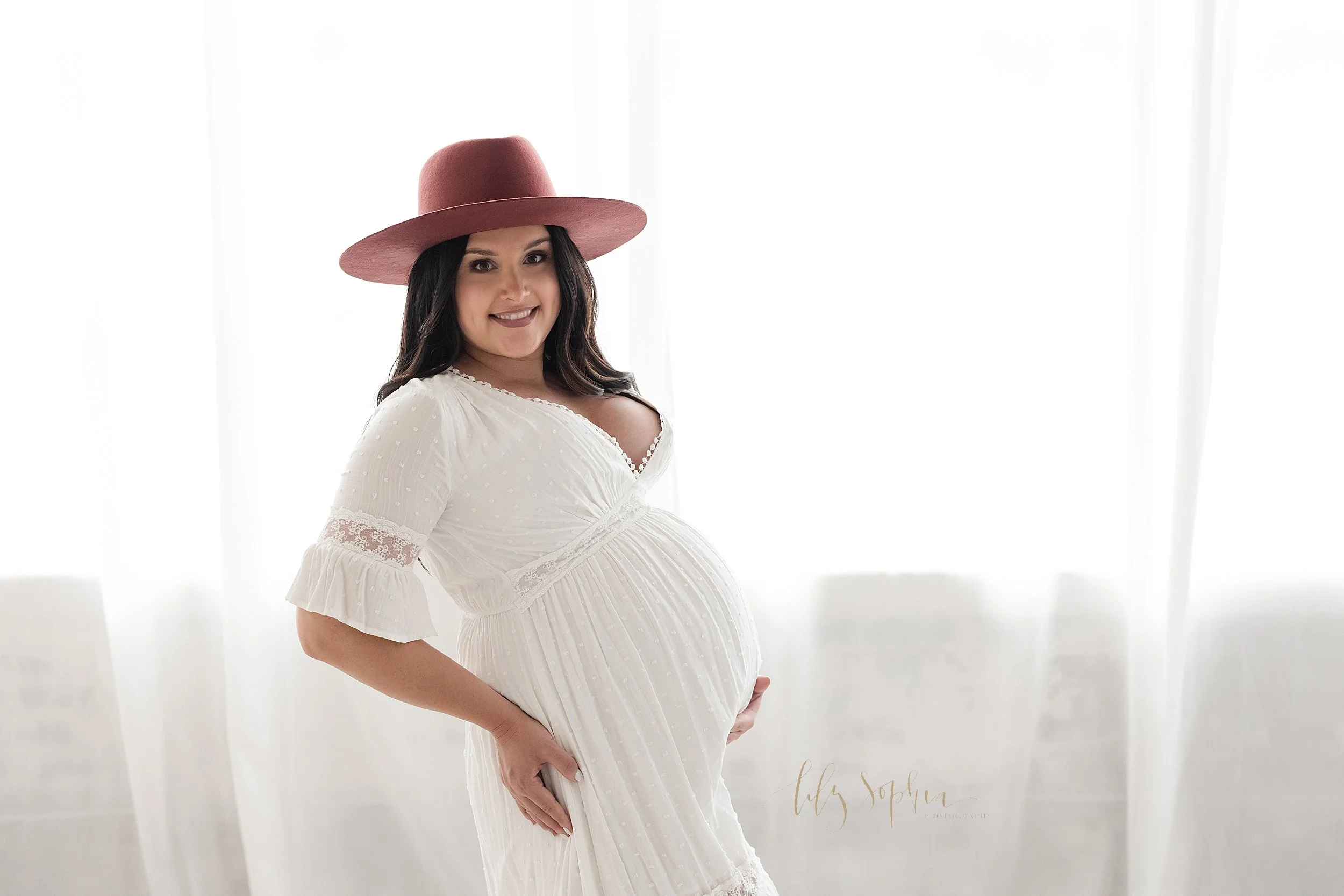 atlanta-pregnancy-photos-expecting-baby-girl-studio-maternity-photoshoot-lawrenceville-oakhurst-decatur-kirkwood--brookhaven-buckhead-smyrna-mableton-midtown-virginia-highlands_8787.jpg