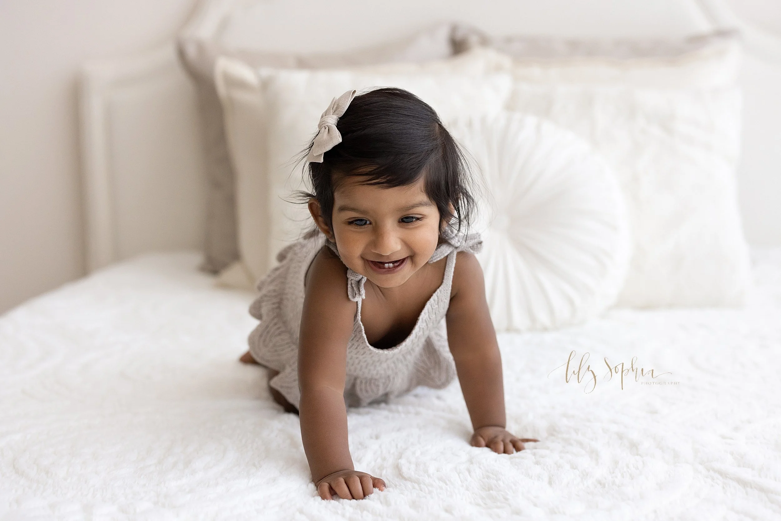 atlanta-family--baby-girl-first-birthday-cake-smash-studio-portraits-photoshoot-lawrenceville-oakhurst-decatur-kirkwood--brookhaven-buckhead-smyrna-grant-park-midtown-virginia-highlands_8996.jpg