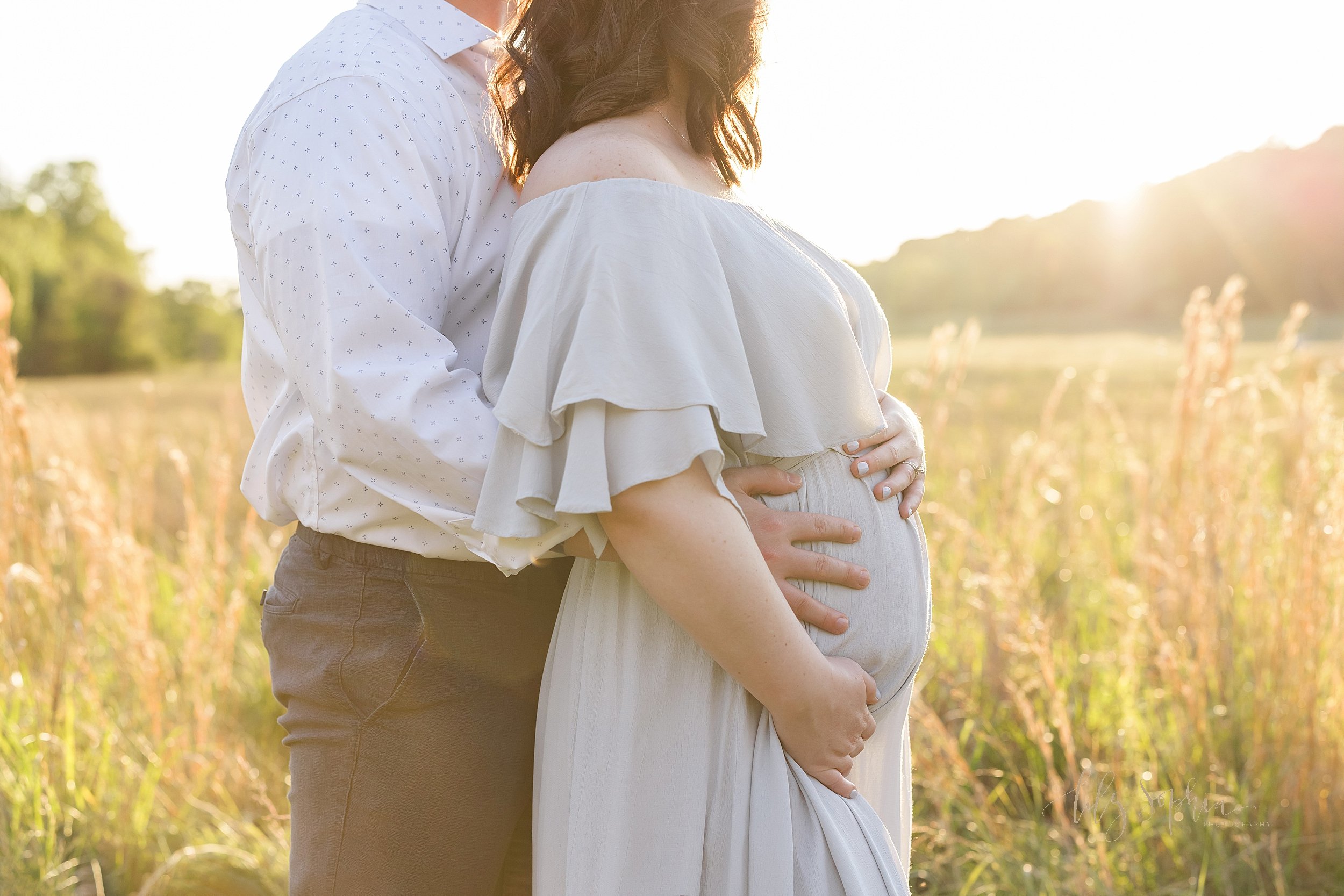 atlanta-pregancy-photos-couples-expecting-baby-girl-outdoor-portraits-maternity-photoshoot-buford-lawrenceville-oakhurst-decatur-kirkwood--brookhaven-buckhead-smyrna-grant-park-midtown-virginia-highlands_9157.jpg
