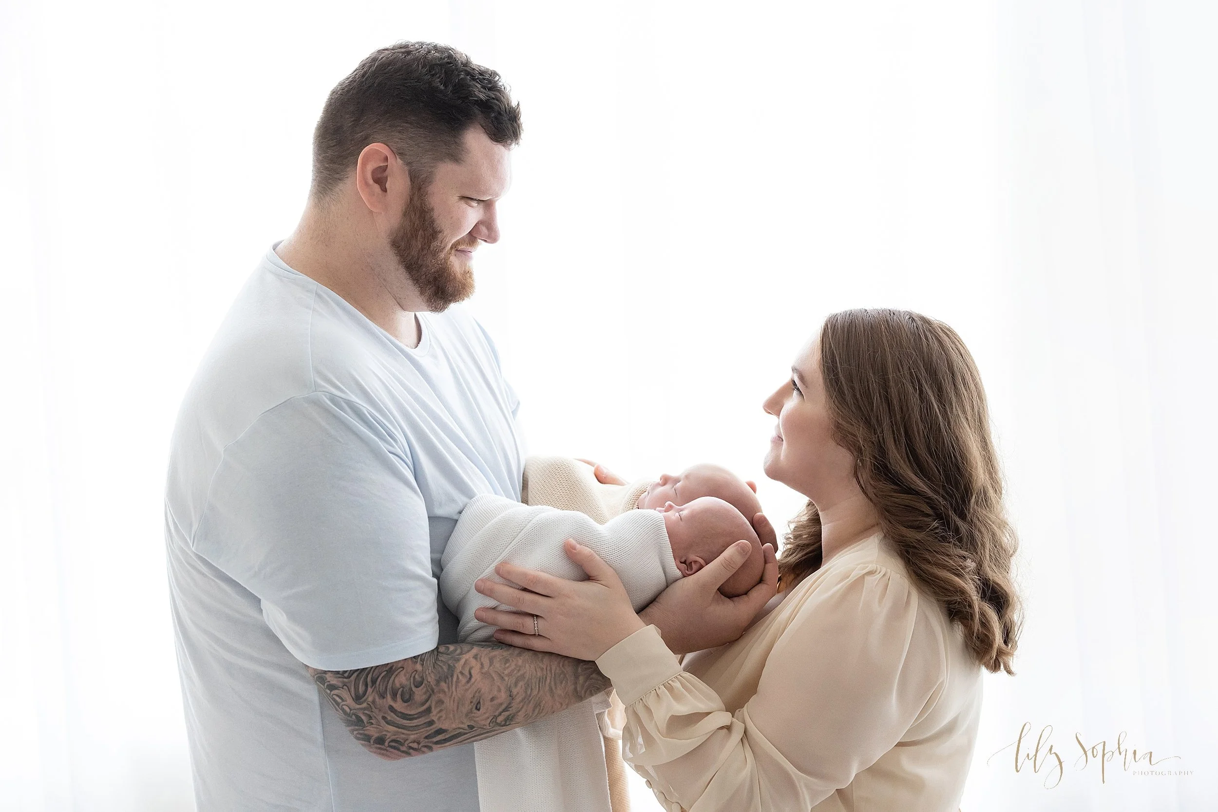 atlanta-newborn-family-fraternal-twin-baby-boy-studio-photos-tucker-midtown-virginia-highlands-buckhead-decatur_9620.jpg