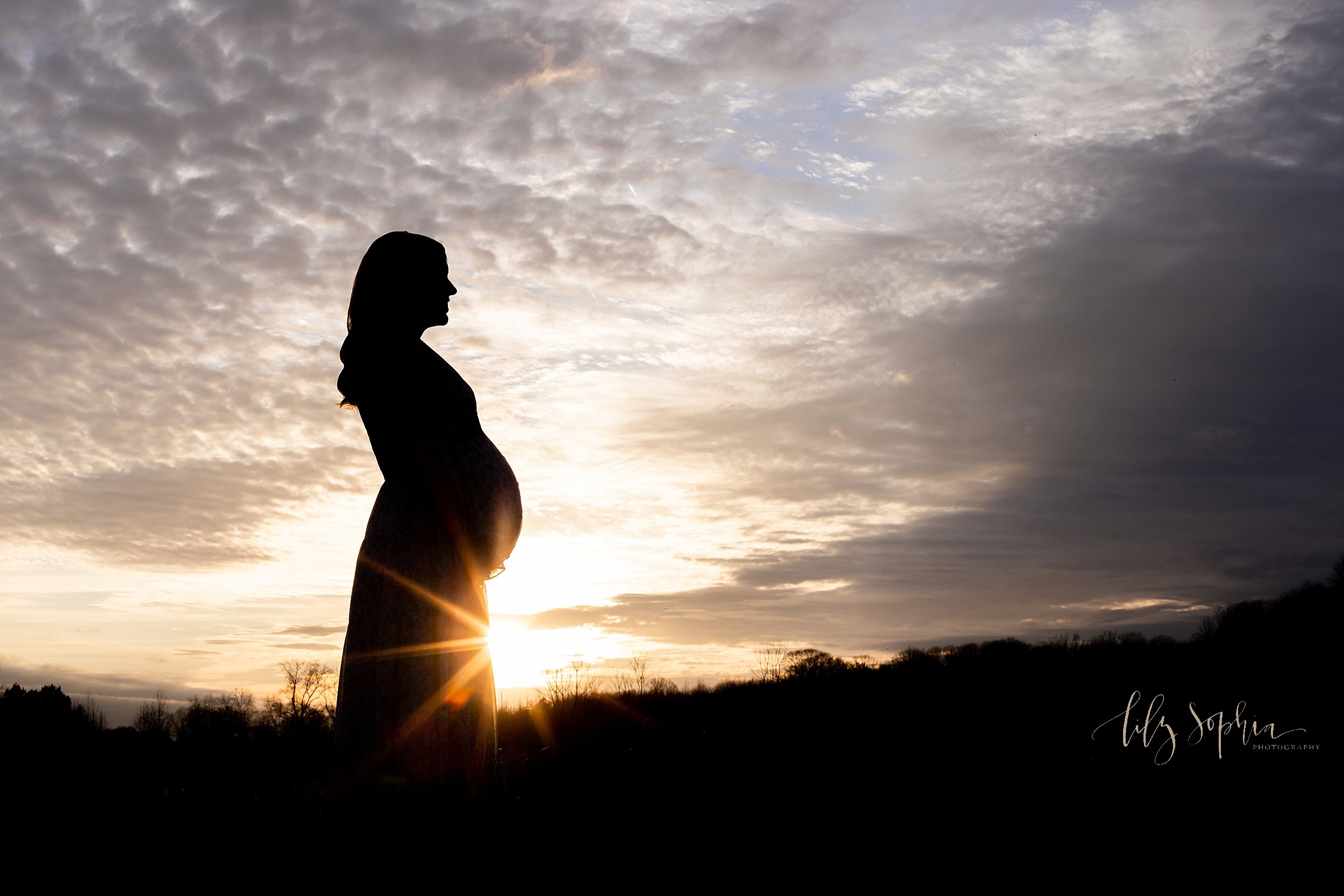 atlanta-maternity-couples-photos-pregnancy-pictures-baby-boy-field-sunset-atlanta-buckhead-smyrna-marietta_9662.jpg